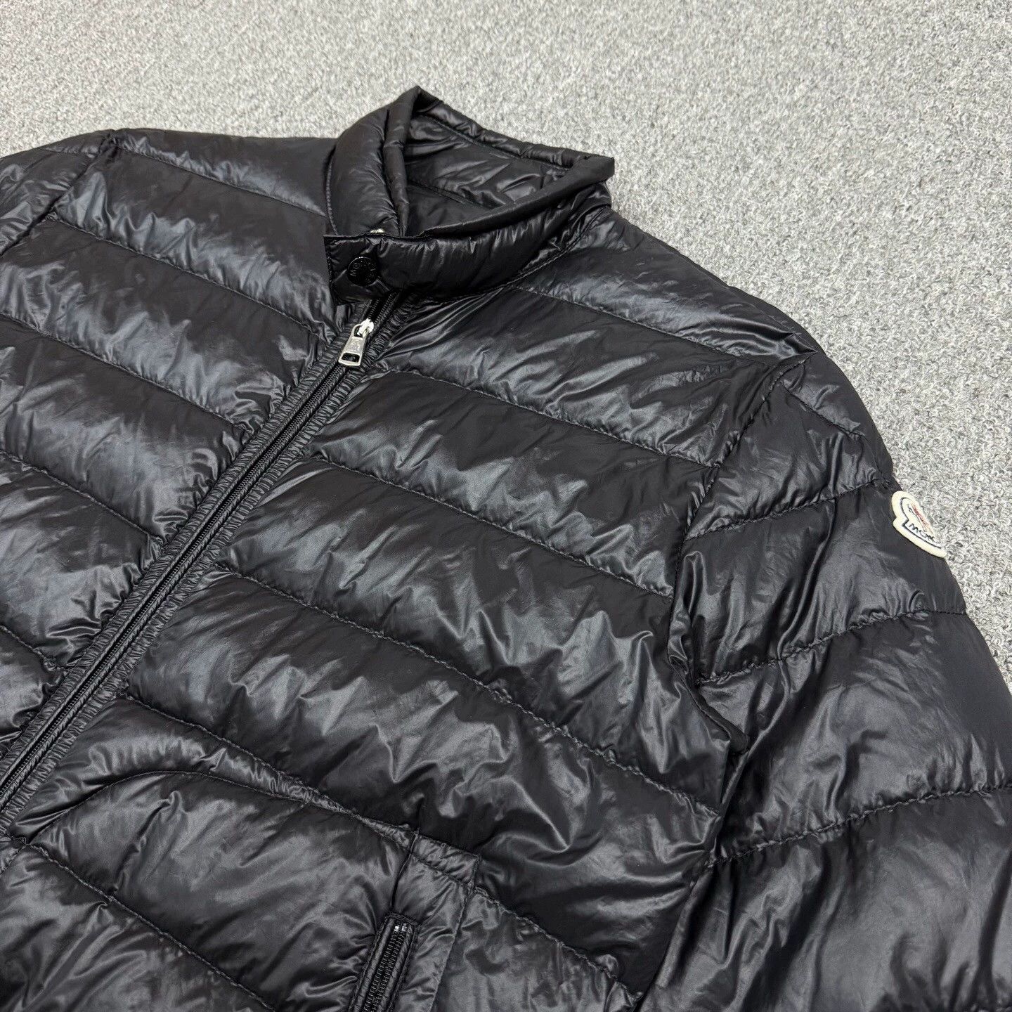 Moncler Moncler Acorus Black Puffer Jacket Size 2 Mint Size M / US 6-8 / IT 42-44 - 3 Thumbnail