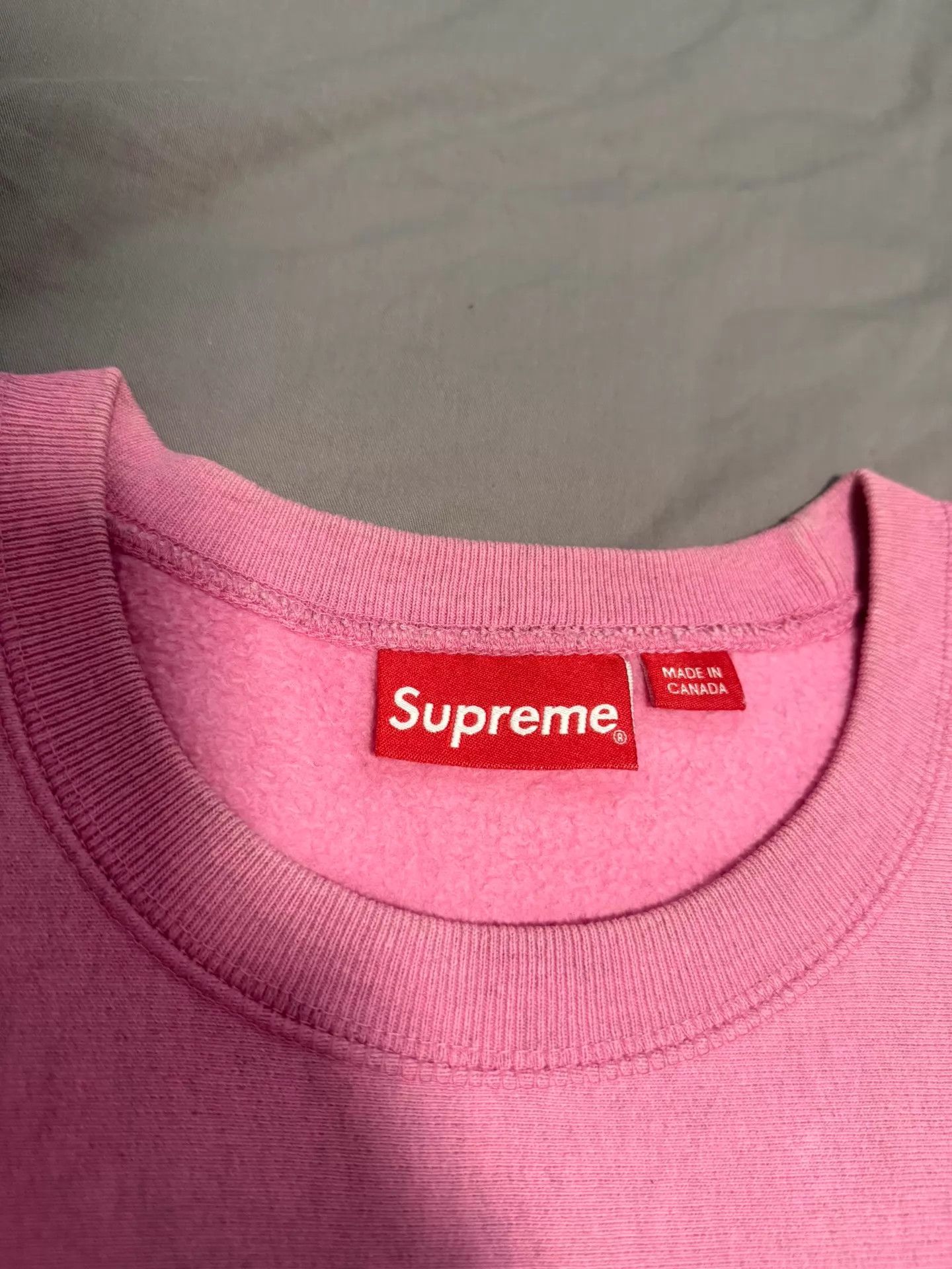 Supreme Supreme FW15 Box Pink Crewneck XL Size US XL / EU 56 / 4 - 3 Thumbnail