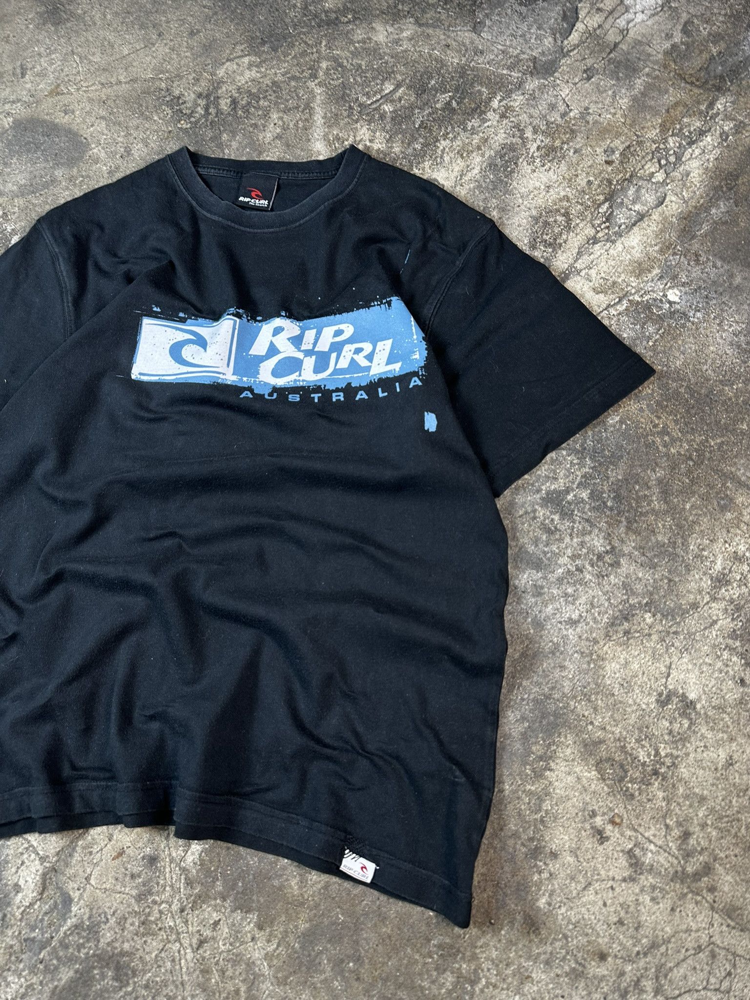 Ripcurl 00s Ripcurl Surf Logo Y2k T-shirt Size US L / EU 52-54 / 3 - 3 Thumbnail