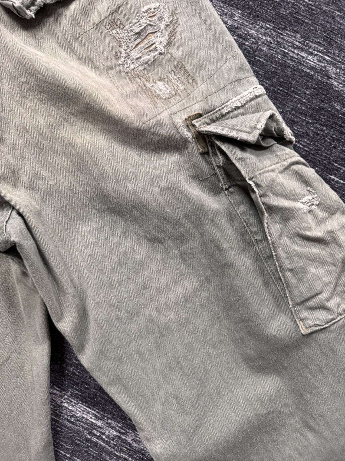 Denim & Supply Ralph Lauren Denim & Supply Ralph Lauren Distressed Patch Cargo Pants Size US 29 - 15 Thumbnail