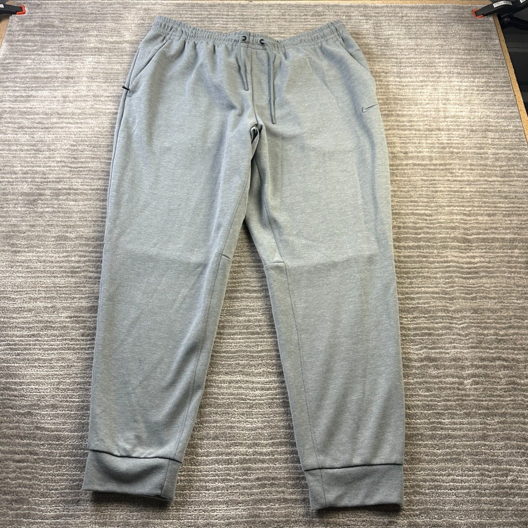 Nike VINTAGE: No — (but item not vintage) Nike Pants Mens XL Gray Jogger Dri Fit UV Performance Gym Training Size US 36 / EU 52 - 2 Thumbnail