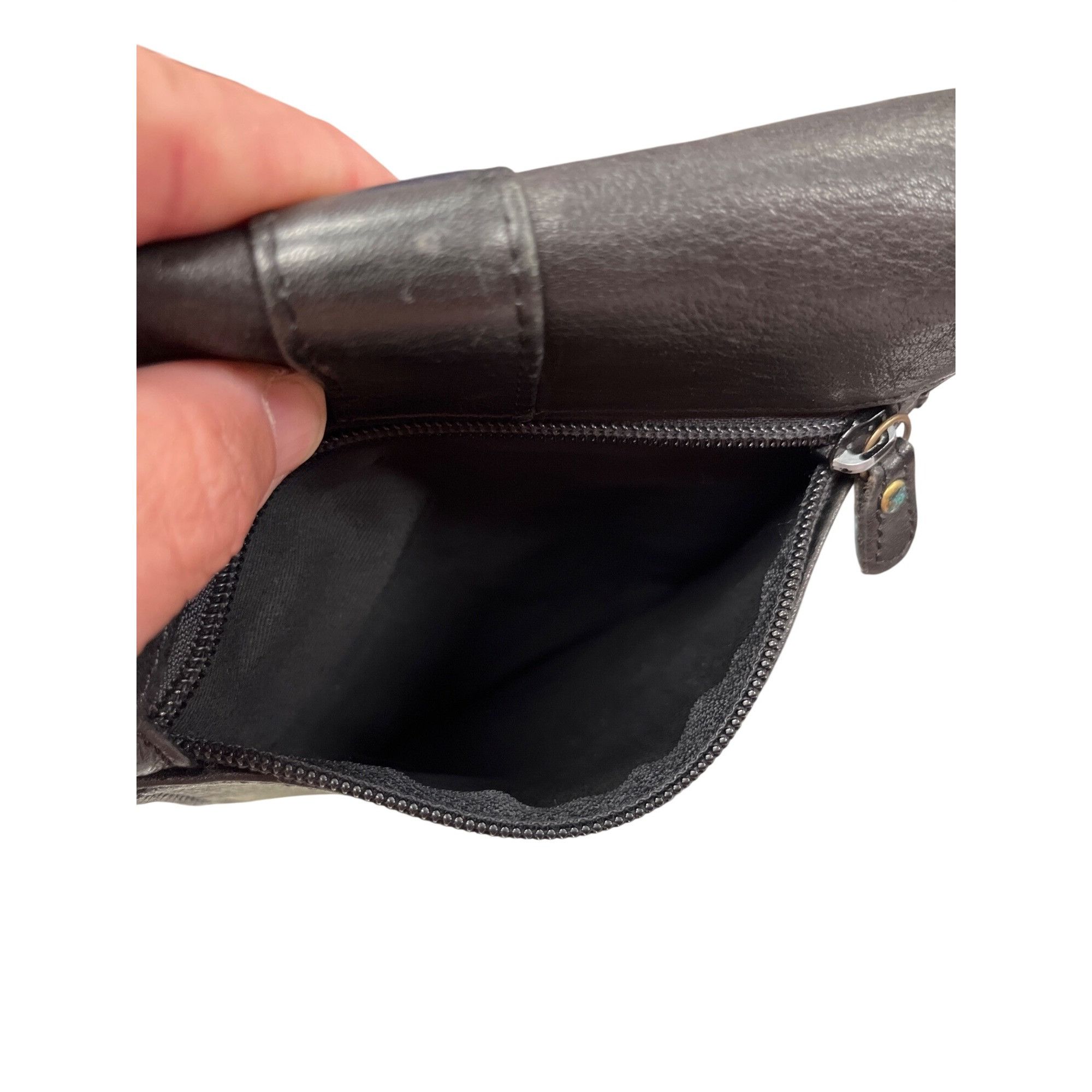 Fossil Fossil VTG wms black leather crossbody shoulder bag 8"x6.5"x Size ONE SIZE - 11 Thumbnail