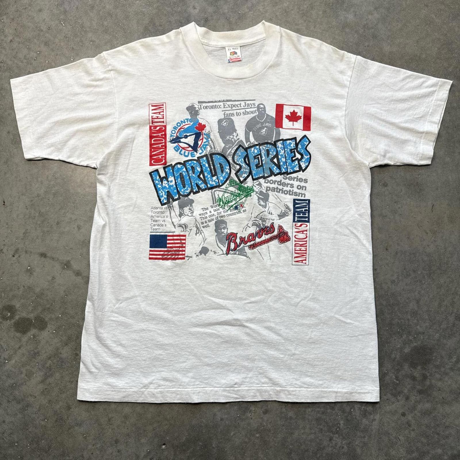 Fruit Of The Loom MBL Blue Jays Vs Braves 1992 "The First World Series" TShirt Size US XL / EU 56 / 4 - 1 Thumbnail