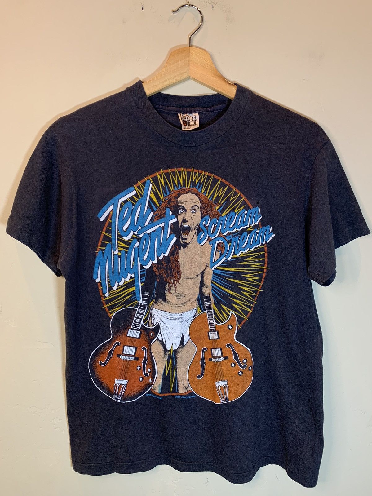 Band Tees × Vintage *RARE* Vintage Ted Nugent Scream Dream 1980 Art Band T-Shirt Size US M / EU 48-50 / 2 - 1 Thumbnail