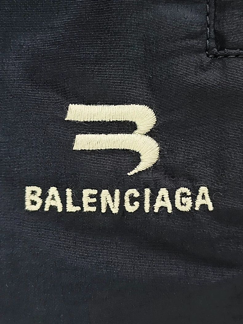 Balenciaga Balenciaga size s 23ss paneled sportyb pants 2503-Nextarro Size US 28 / EU 44 - 4 Thumbnail