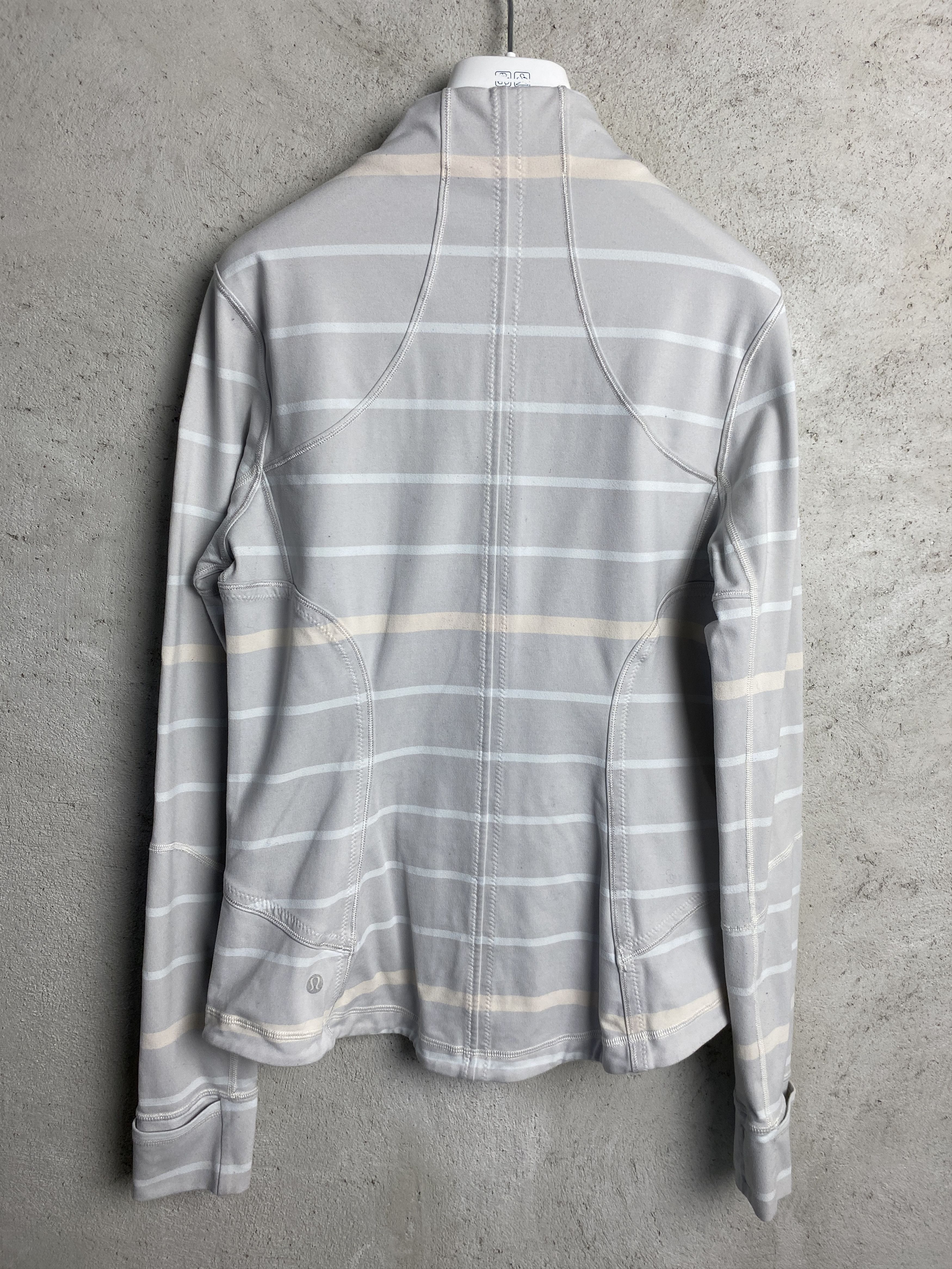 Lululemon Lululemon Define jacket striped sweatshirt yoga pilates Size L / US 10 / IT 46 - 3 Thumbnail