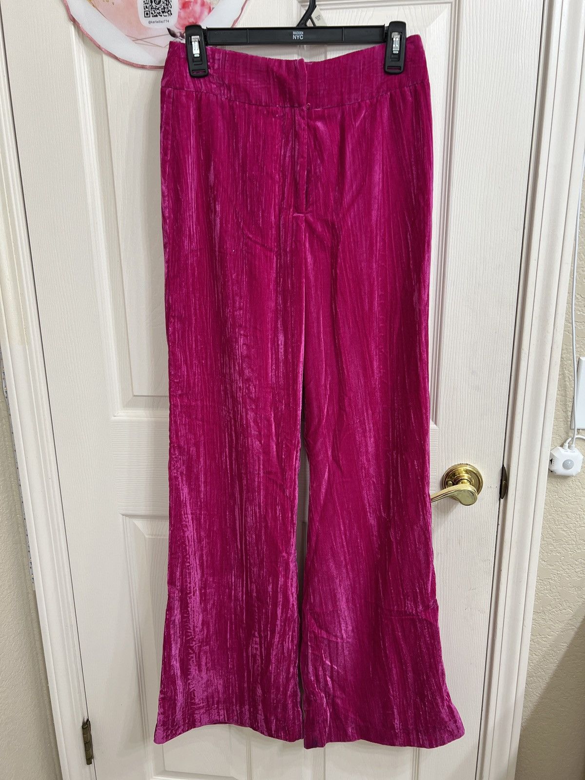 Nasty Gal Nasty Gal Fuchsia Velvet Wide-Leg Pants size 2 Size 26" / US 2 / IT 38 - 2 Thumbnail