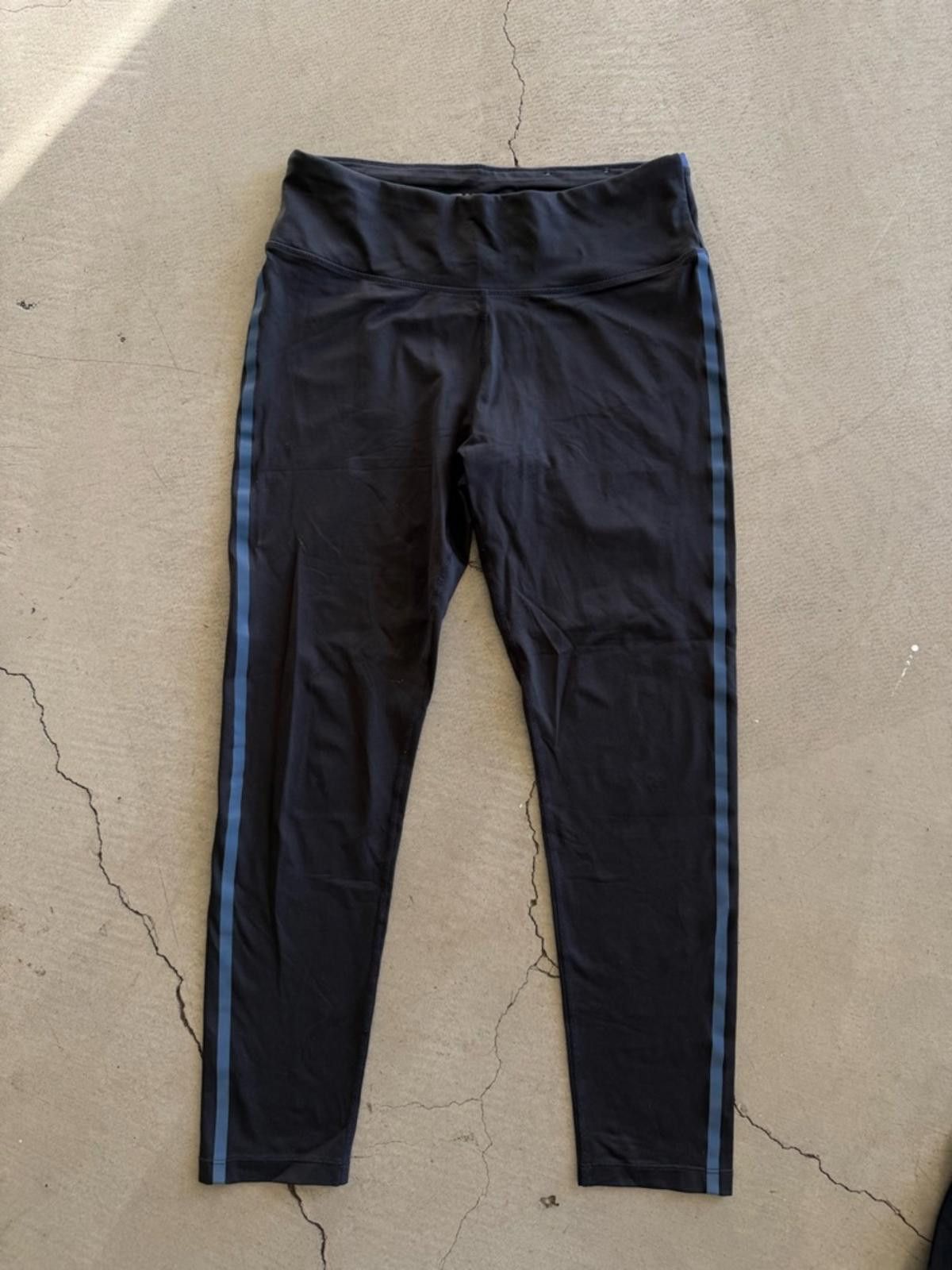 DKNY DKNY Sport / Logo Fitness High Rise Leggings / black Size 36" / US 14 / IT 50 - 1 Thumbnail