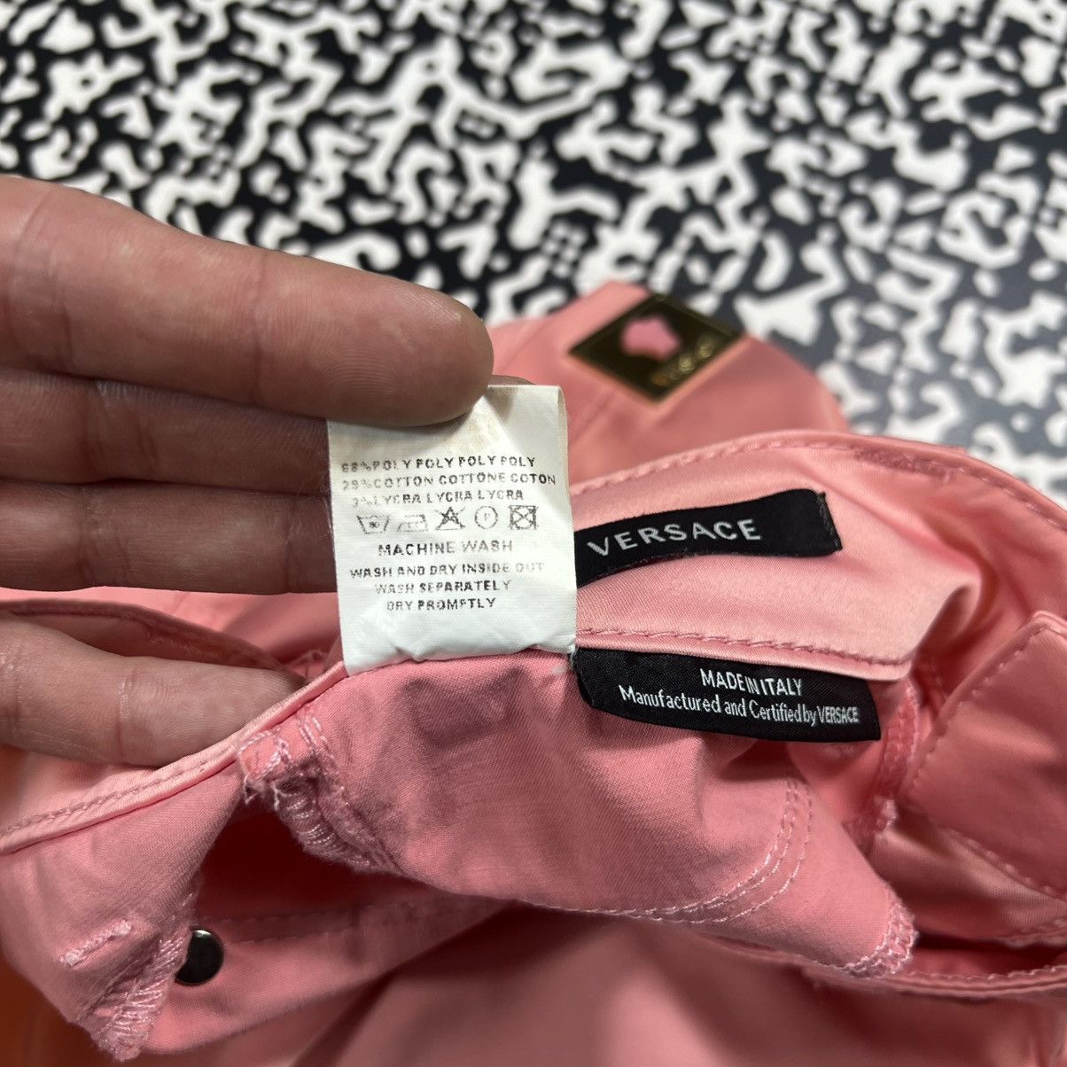 Versace Vintage Y2K Versace Luxury Casual Medusa Logo Pants Size 26" / US 2 / IT 38 - 16 Thumbnail