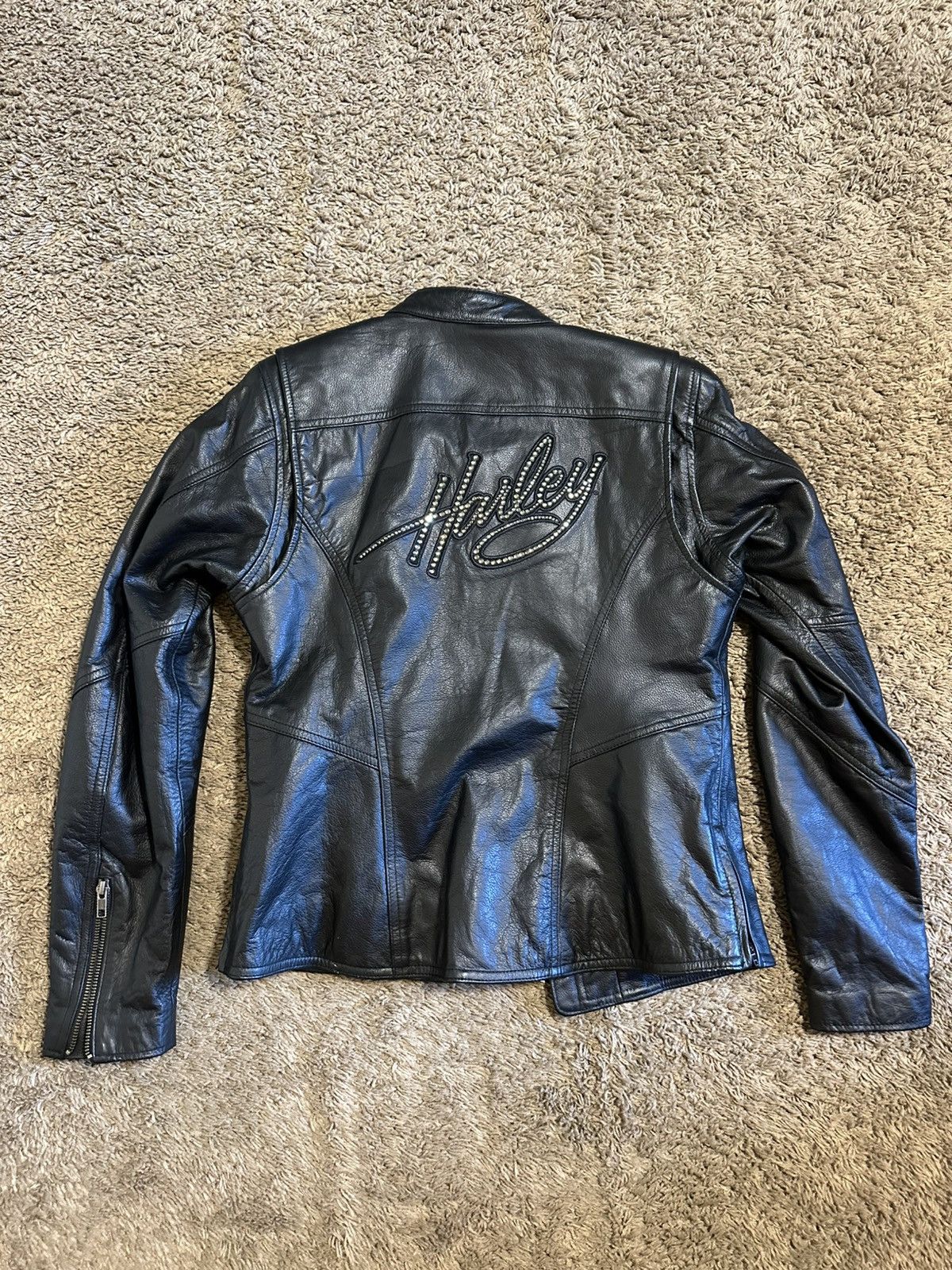 Vintage Women’s Harley-Davidson jacket 00s size small