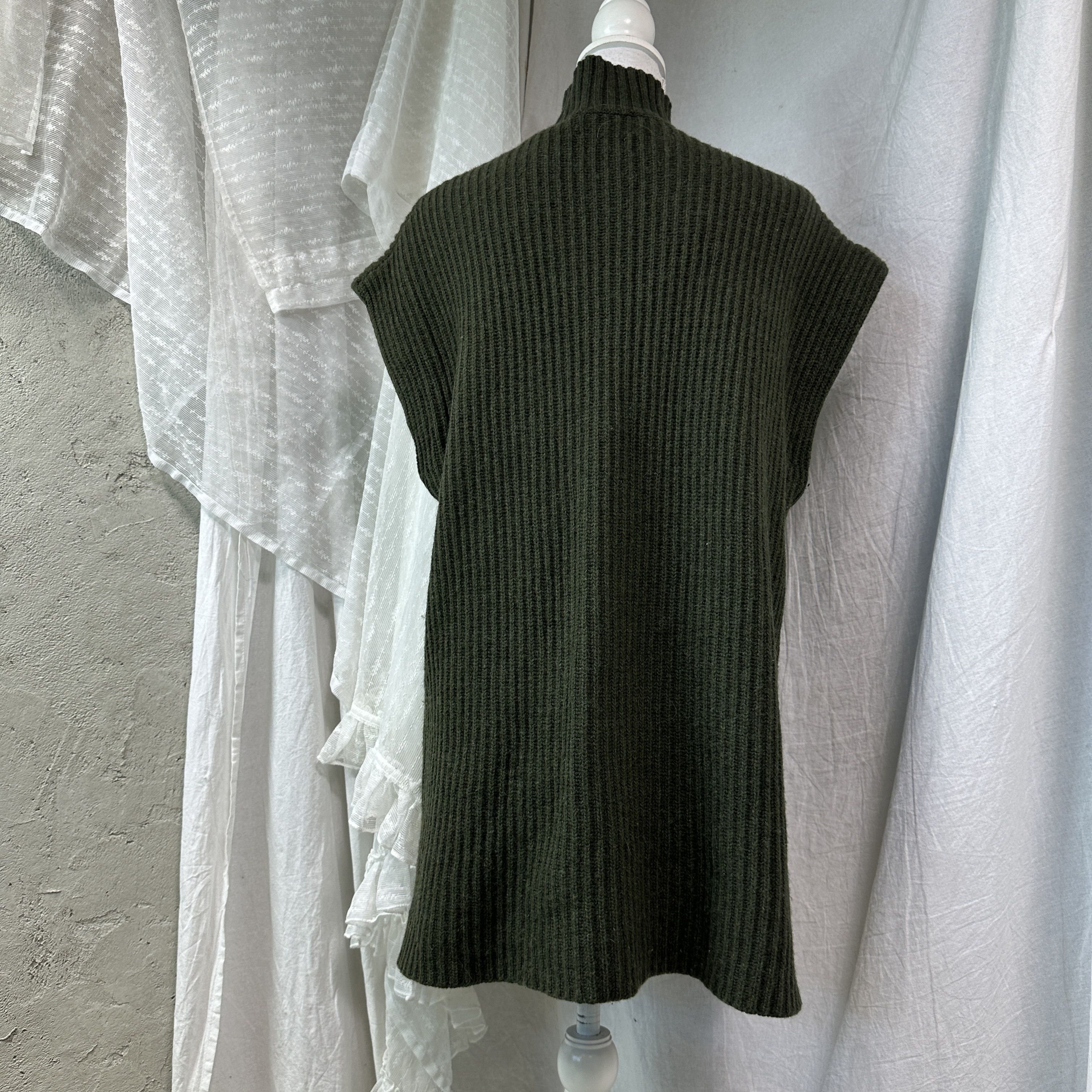 Ganni Vintage Streetwear Ganni Turtleneck Sleeveless Sweater Y2K Size M / US 6-8 / IT 42-44 - 10 Thumbnail