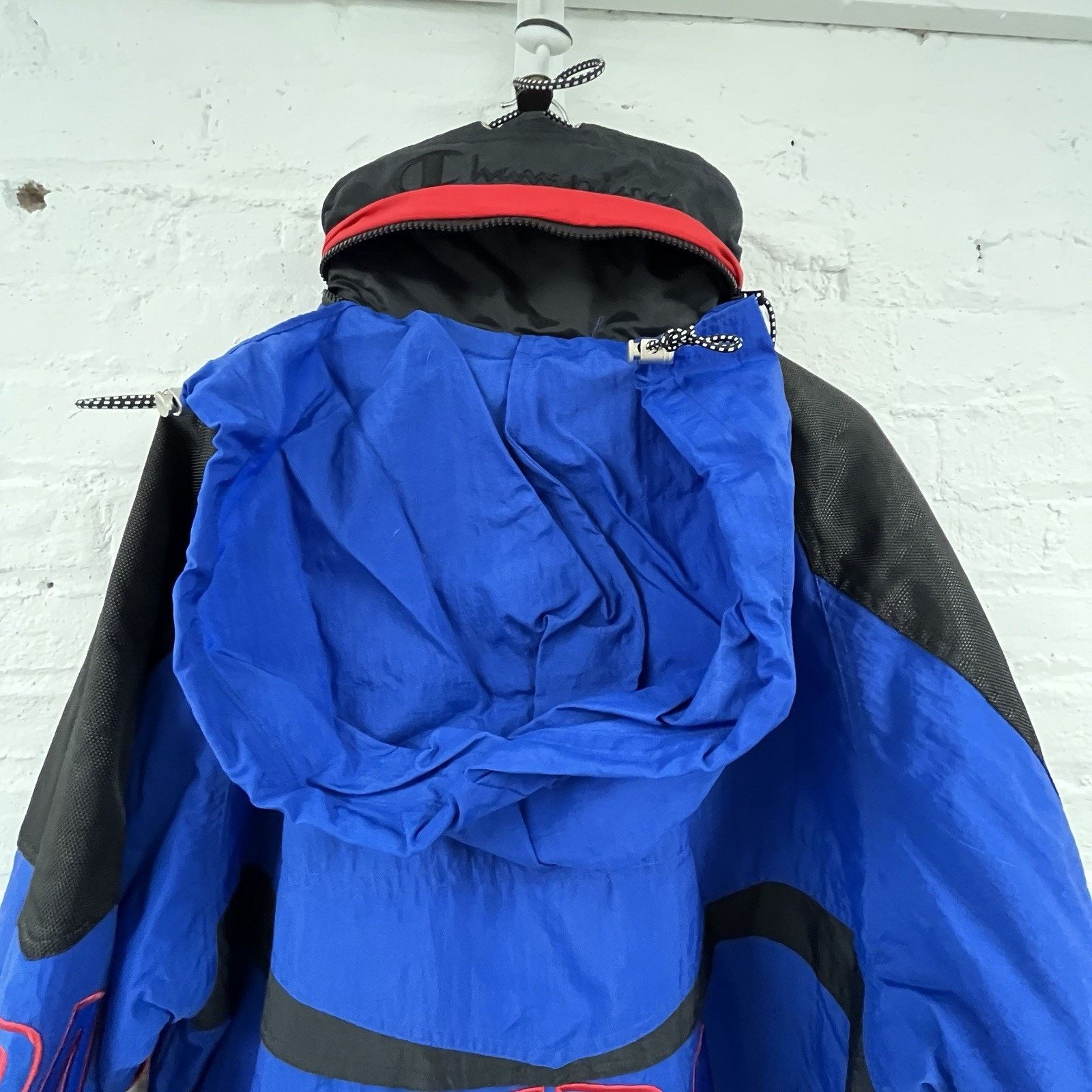 Champion Vintage 90s Champion NBA League Insulated Jacket Hooded XL Size US XL / EU 56 / 4 - 8 Thumbnail