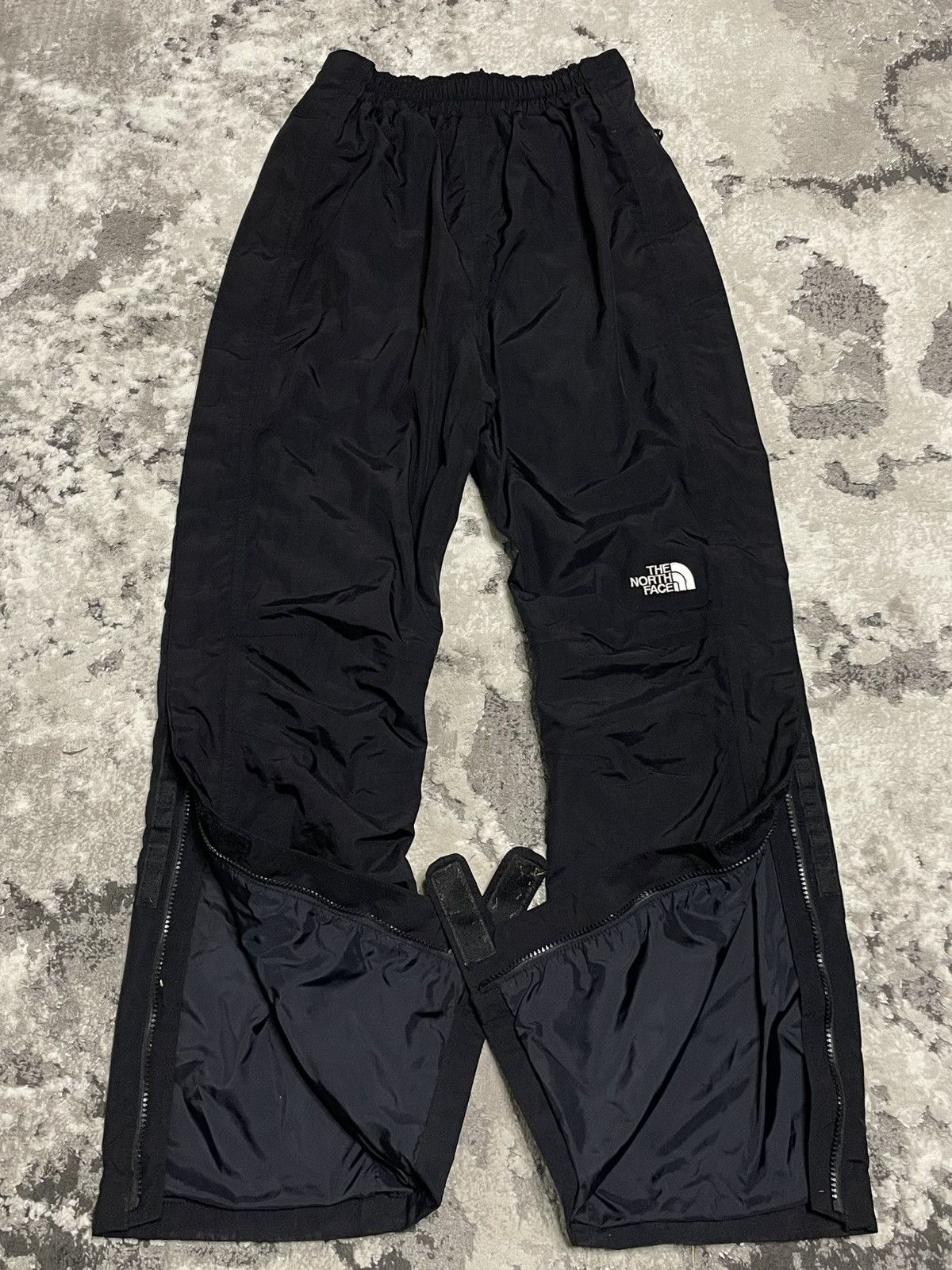 The North Face Vintage The North Face Nylon Full Zip Pants Arcteryx Oakley Size US 30 / EU 46 - 1 Thumbnail