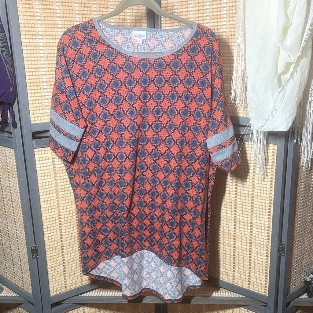 Other LuLaRoe Blue & Red Aztec Print Irma w/ Heather Gray Accents Size S / US 4 / IT 40 - 1 Thumbnail