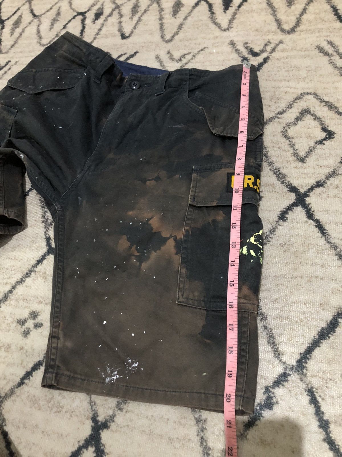 Bape Thrashed BAPE URSUS Paint Splatter Short Cargo Pants Size US 34 / EU 50 - 19 Thumbnail