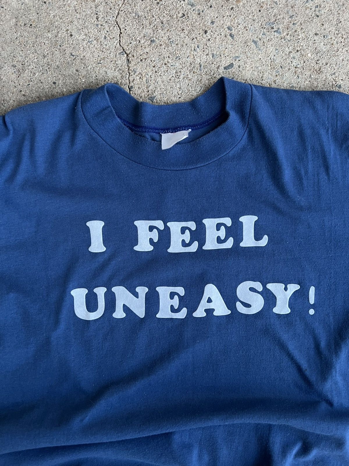 Vintage PAPER THIN Vintage 70s I FEEL UNEASY! Shirt Size US L / EU 52-54 / 3 - 1 Thumbnail