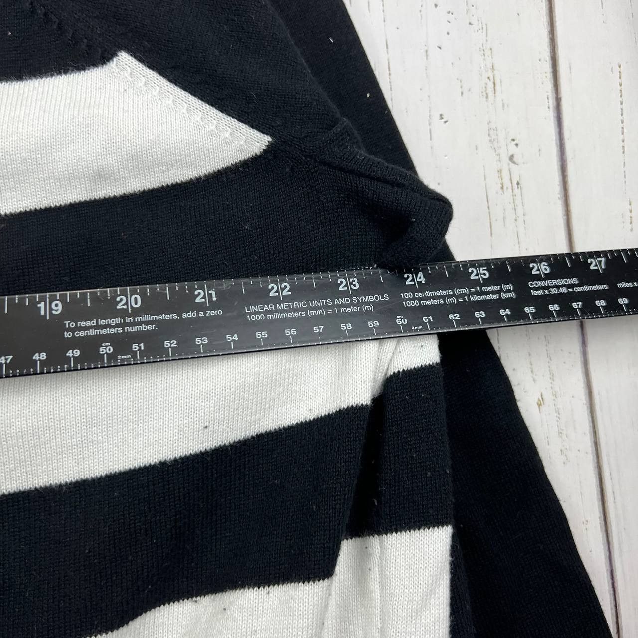 Torrid Skull Logo Striped 3 Torrid Long Sleeve Sweatshirt Women Size ONE SIZE - 7 Thumbnail