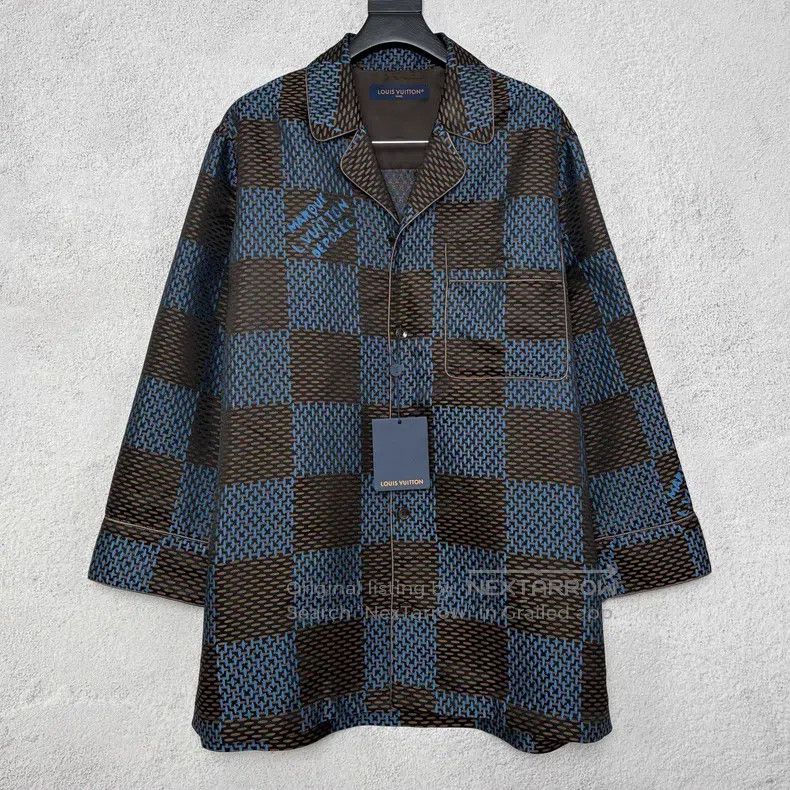 Louis Vuitton Louis Vuitton Blue Checkerboard Logo Long Sleeve Silk Paja Size US M / EU 48-50 / 2 - 1 Thumbnail