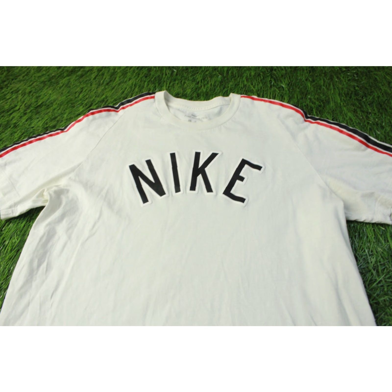 Nike Nike Air 2020 Original Men Short Sleeve Shirt T-Shirt Tee Jersey Size L White Red Black Nike Shirt Mens Short Sleeve Jersey 100% Cotton Size US L / EU 52-54 / 3 - 2 Thumbnail