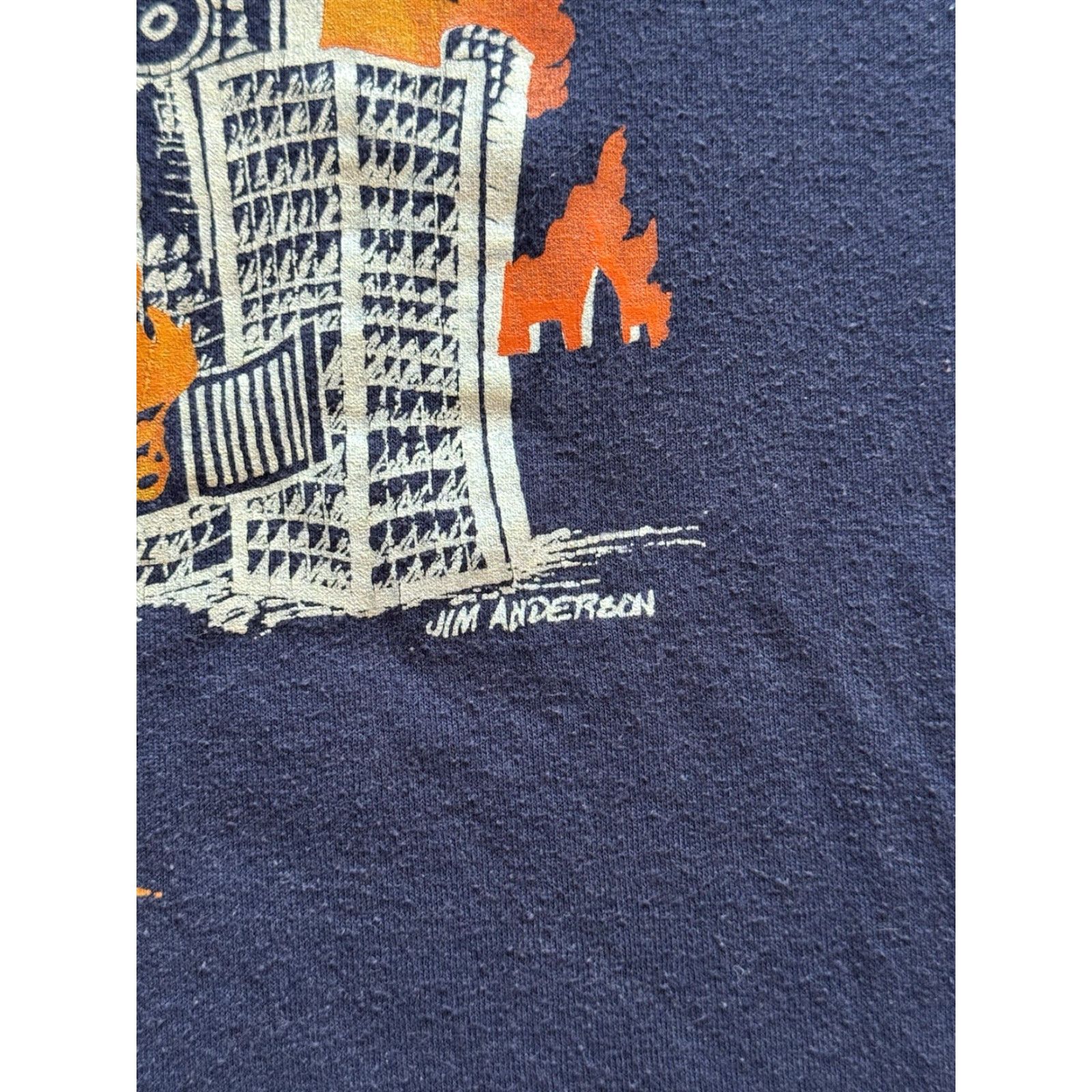 Vintage VINTAGE 1986 The Heat Is On Detroit Devils Night Shirt L Men Halloween Eminem D12 Size US L / EU 52-54 / 3 - 3 Thumbnail