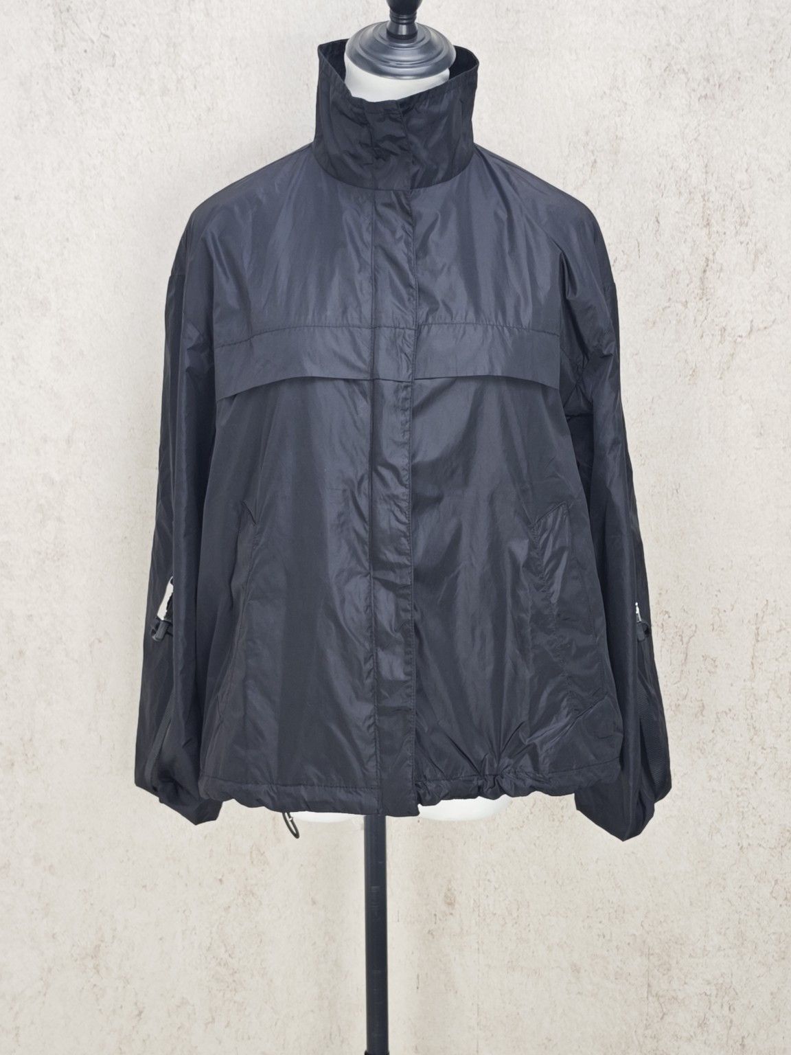 Prada Prada Buckle Detail Windbreaker Jacket Size S Size US S / EU 44-46 / 1 - 1 Thumbnail