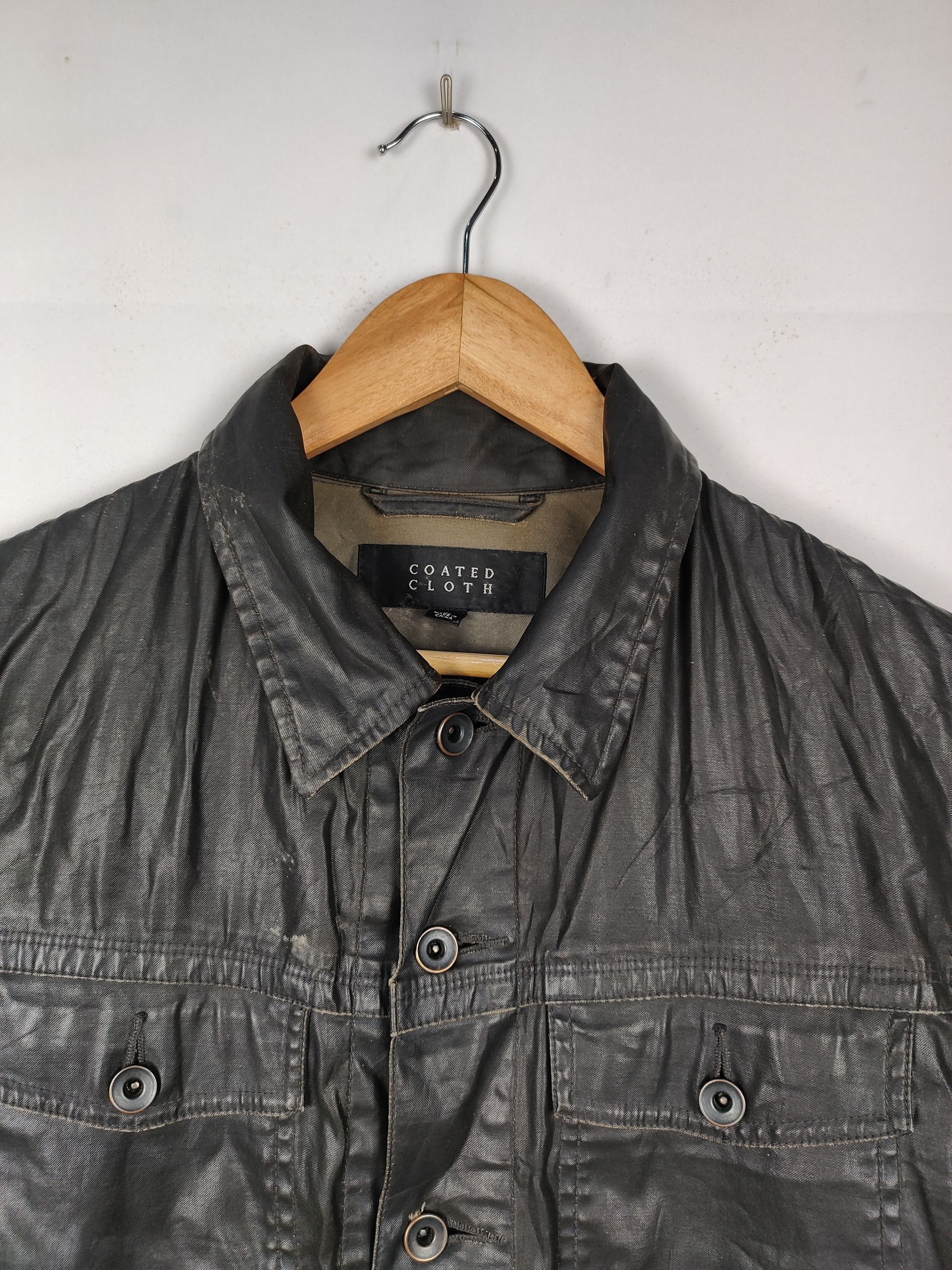 Japanese Brand × Uniqlo Distressed Uniqlo Waxed Coated Denim Jacket Size L / US 10 / IT 46 - 2 Thumbnail