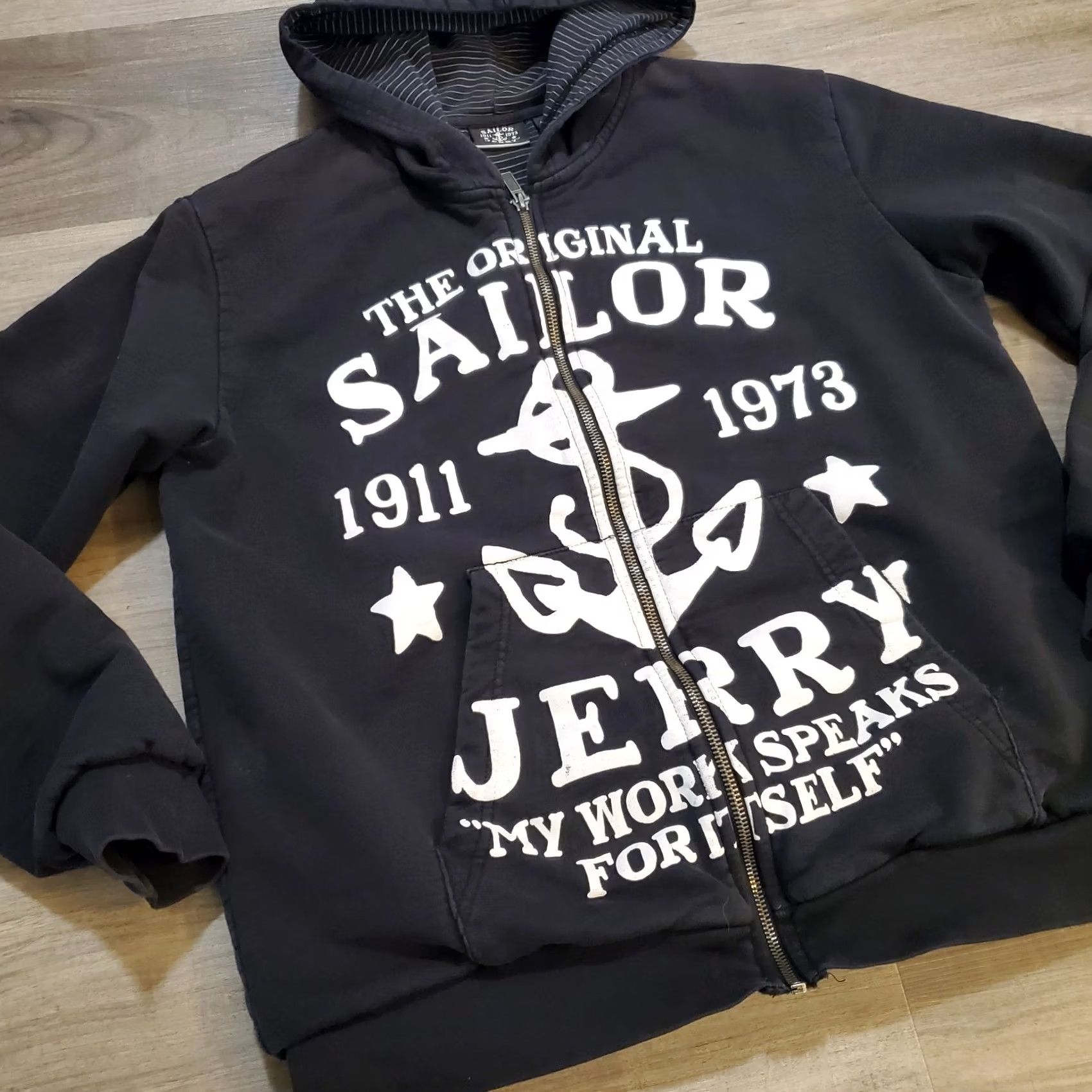Vintage VINTAGE Sailor Jerry Hoodie Full Zip Anchor Black M Punk Grunge EUC Mens Shirt, Hooded, Zip, Graphic Print, All Seasons, Pockets, Cotton, Logo Size US M / EU 48-50 / 2 - 2 Thumbnail