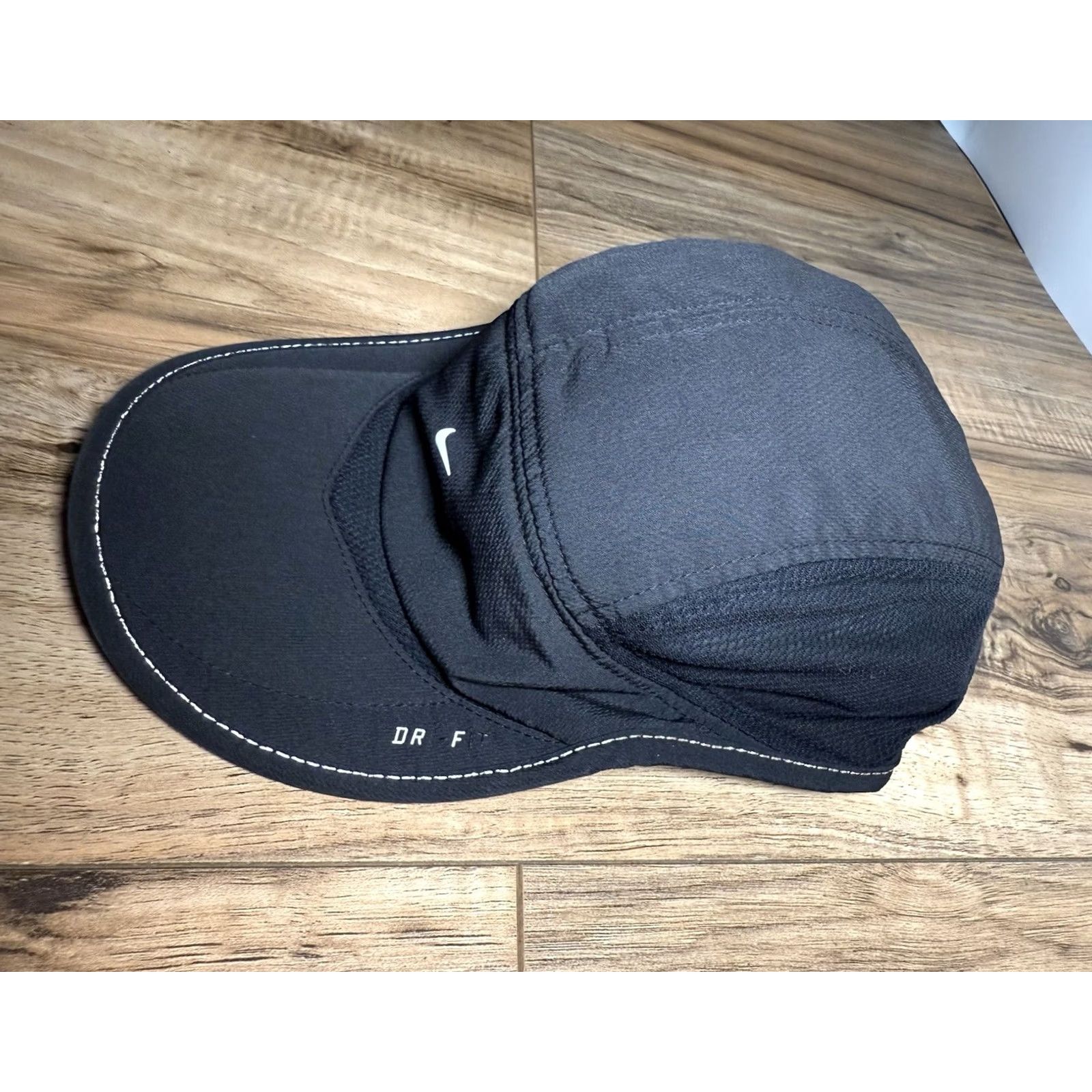 Nike VINTAGE Nike Hat Cap Black DriFit Mini Swoosh Feather Light Panel Tailwind Y2K 2000s Mens Size ONE SIZE - 2 Thumbnail