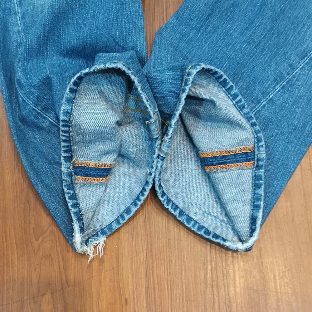 True Religion True Religion Section Joey Flare Jeans Size US 31 - 13 Thumbnail