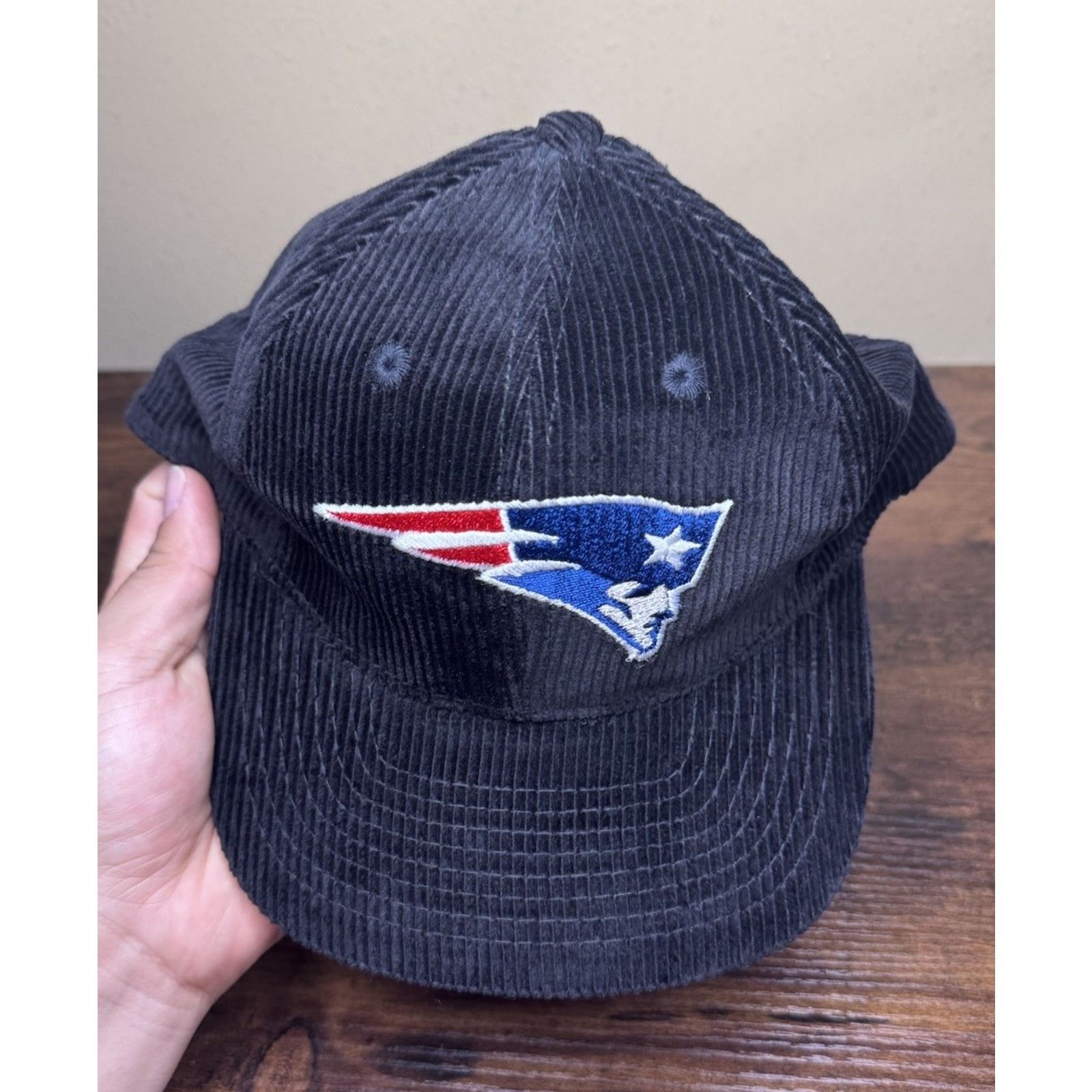 Logo Athletic Vintage Patriots Logo Athletic Corduroy Strapback Hat Size ONE SIZE - 5 Thumbnail