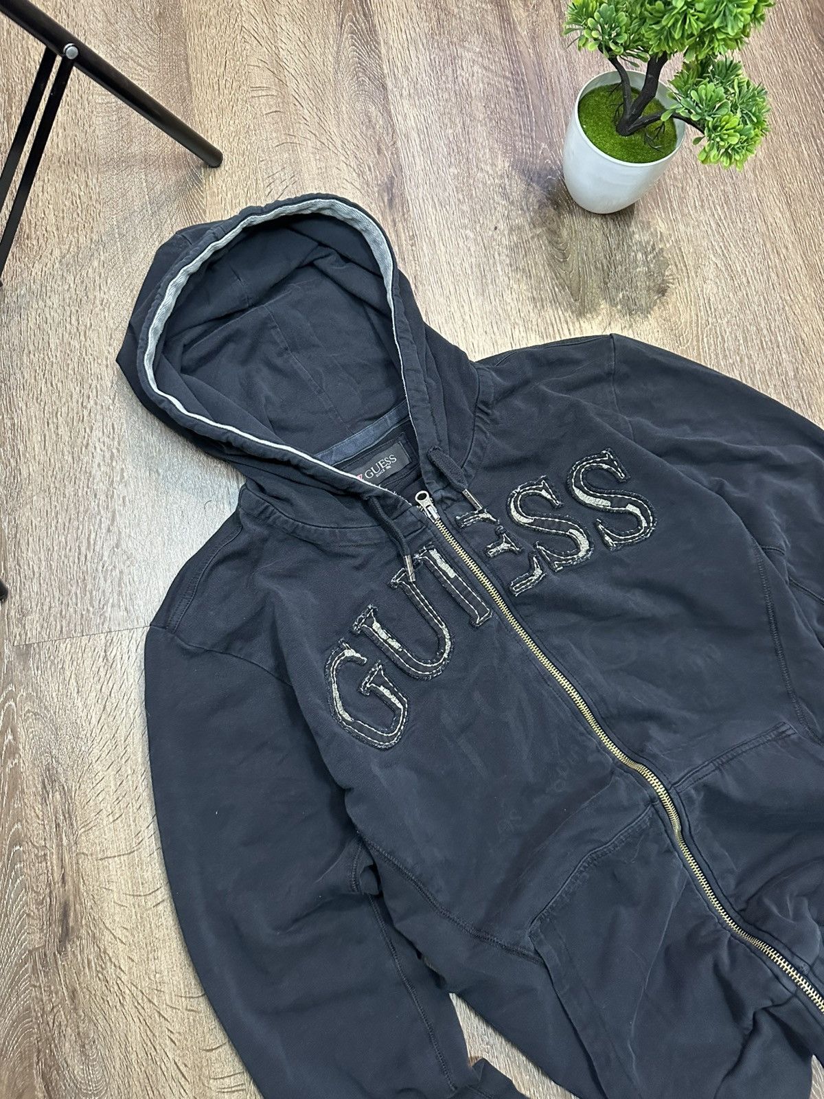 Guess Vintage Guess Zip Hoodie Avant-Garde Size L / US 10 / IT 46 - 2 Thumbnail