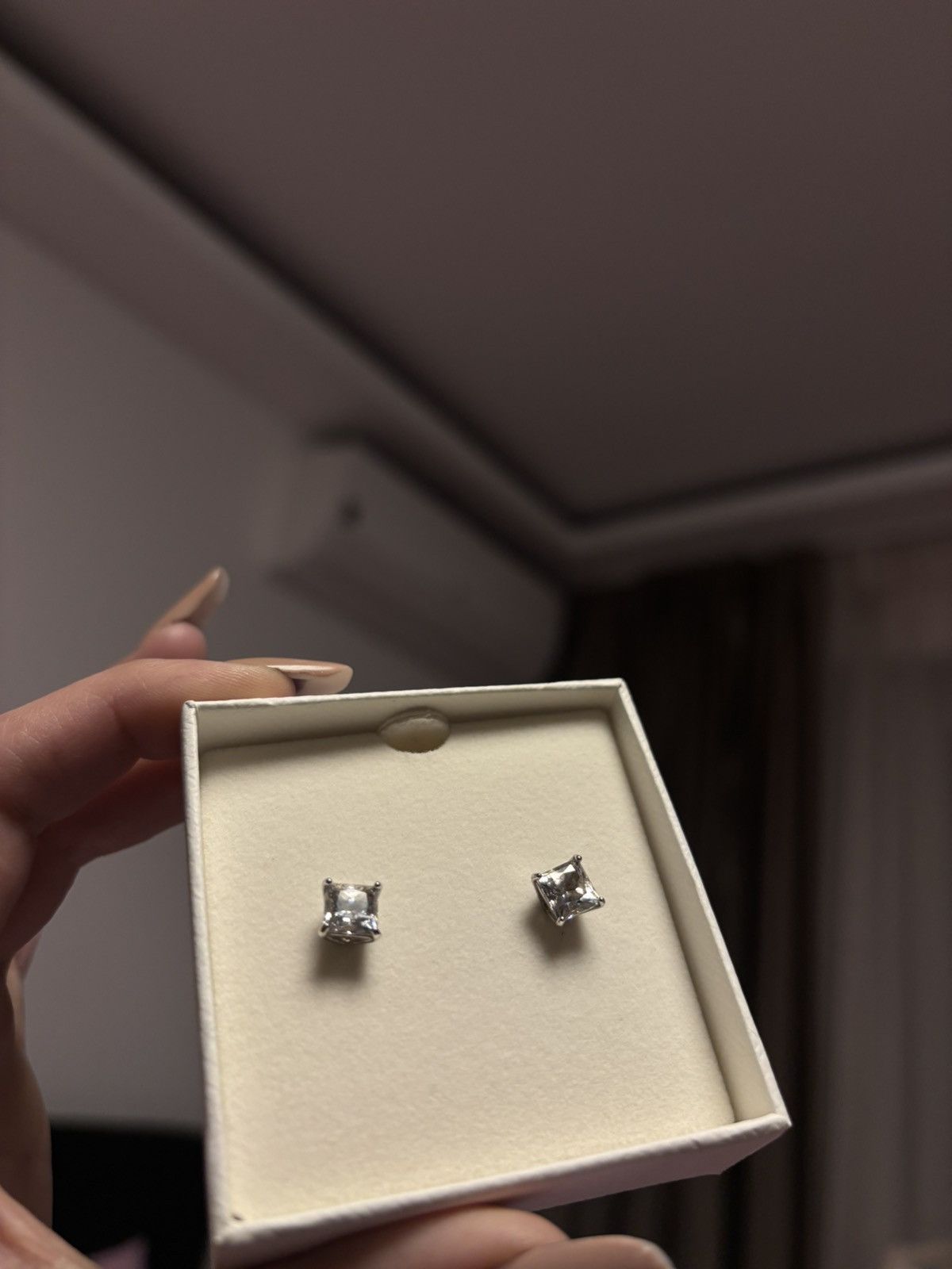Swarovski Swarovski Crystal Stud Earrings Silver Tone Box + Warranty Size ONE SIZE - 1 Thumbnail
