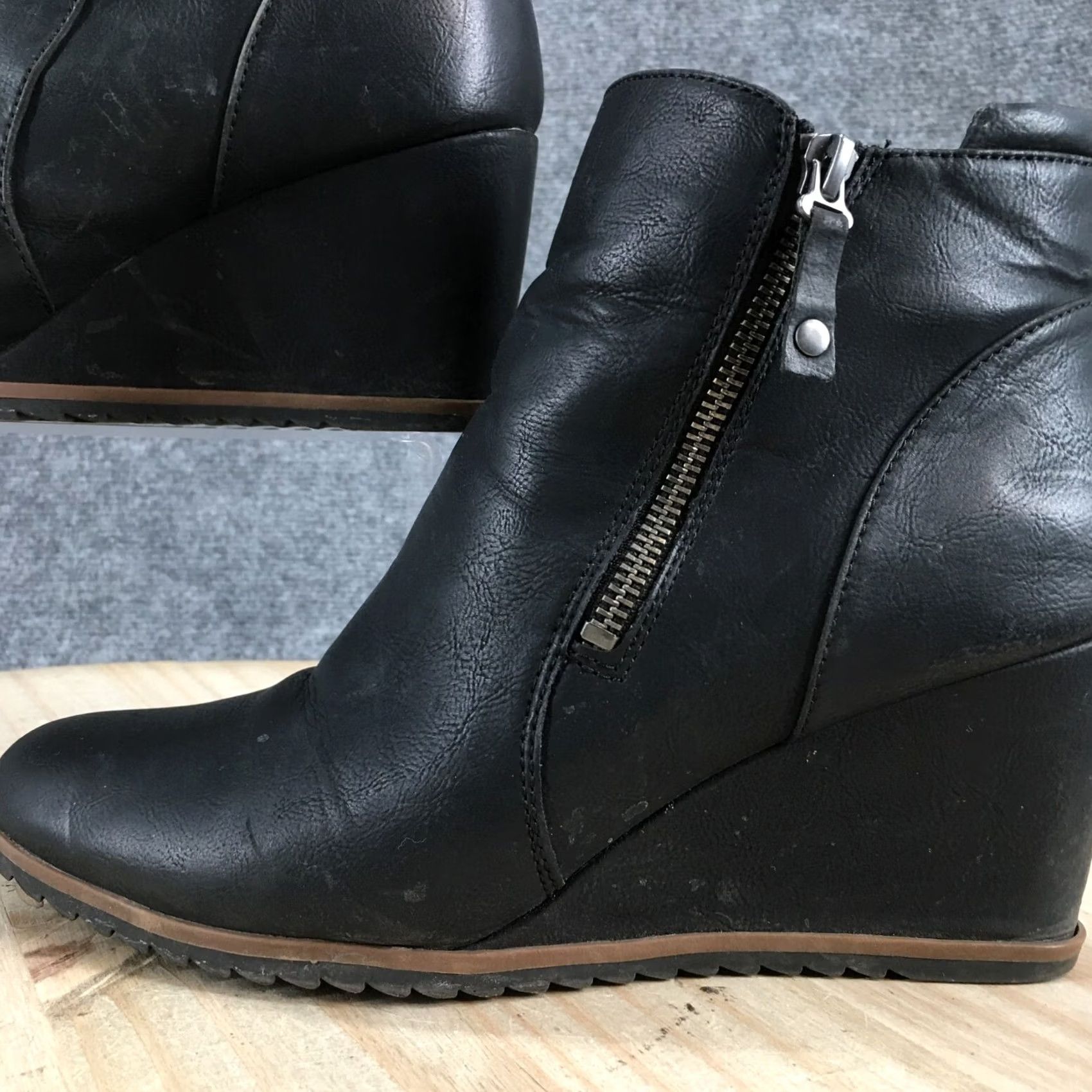 Vintage SOUL By Naturalizer Haley Boots Womens 10 M Haley Side Zip Wedge Ankle Bootie Black Shoes Size US 10 / IT 40 - 3 Thumbnail