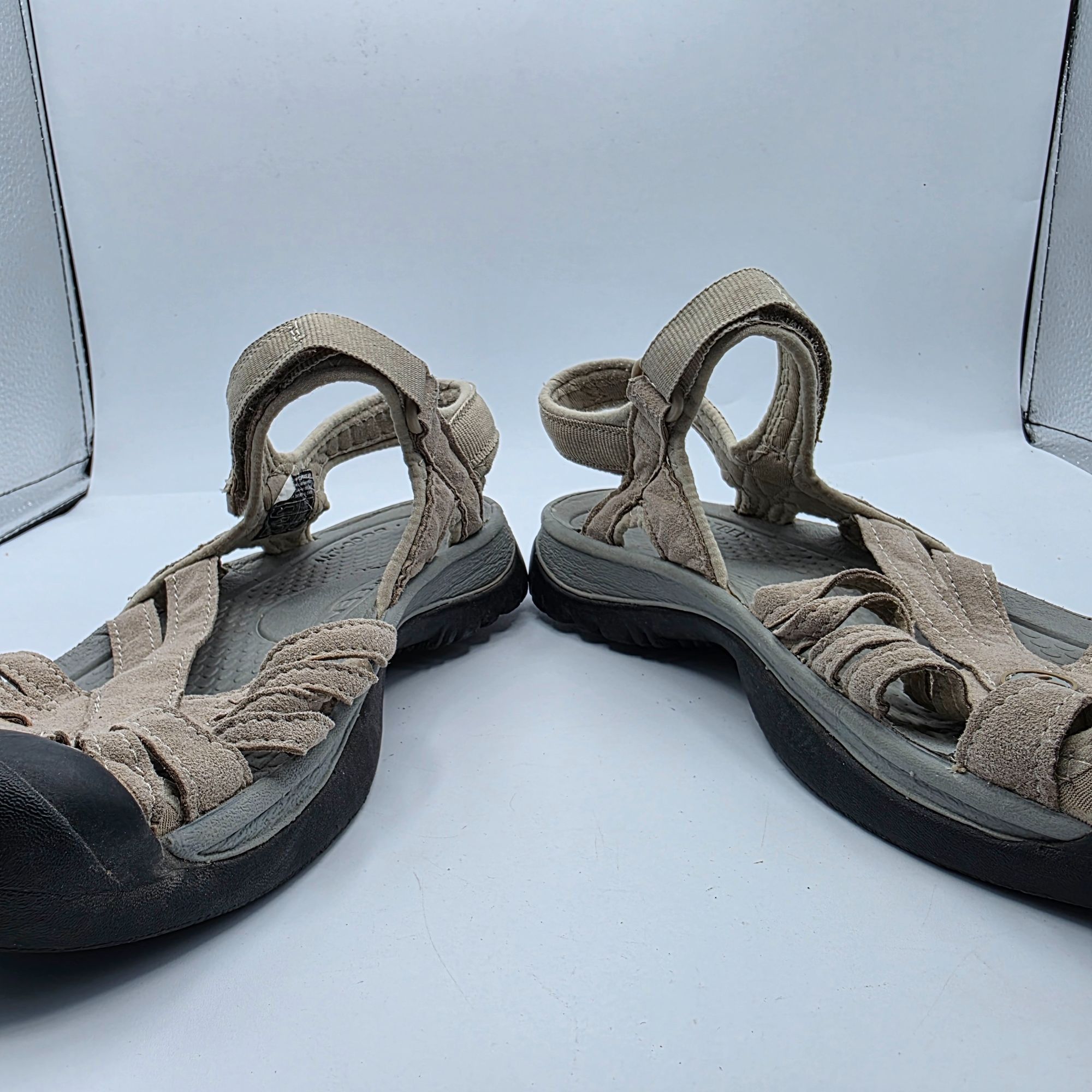 KEEN Keen Rose Womens 7.5 Beige Closed Toe Sandals Beach Outdoors Size US 7.5 / IT 37.5 - 3 Thumbnail