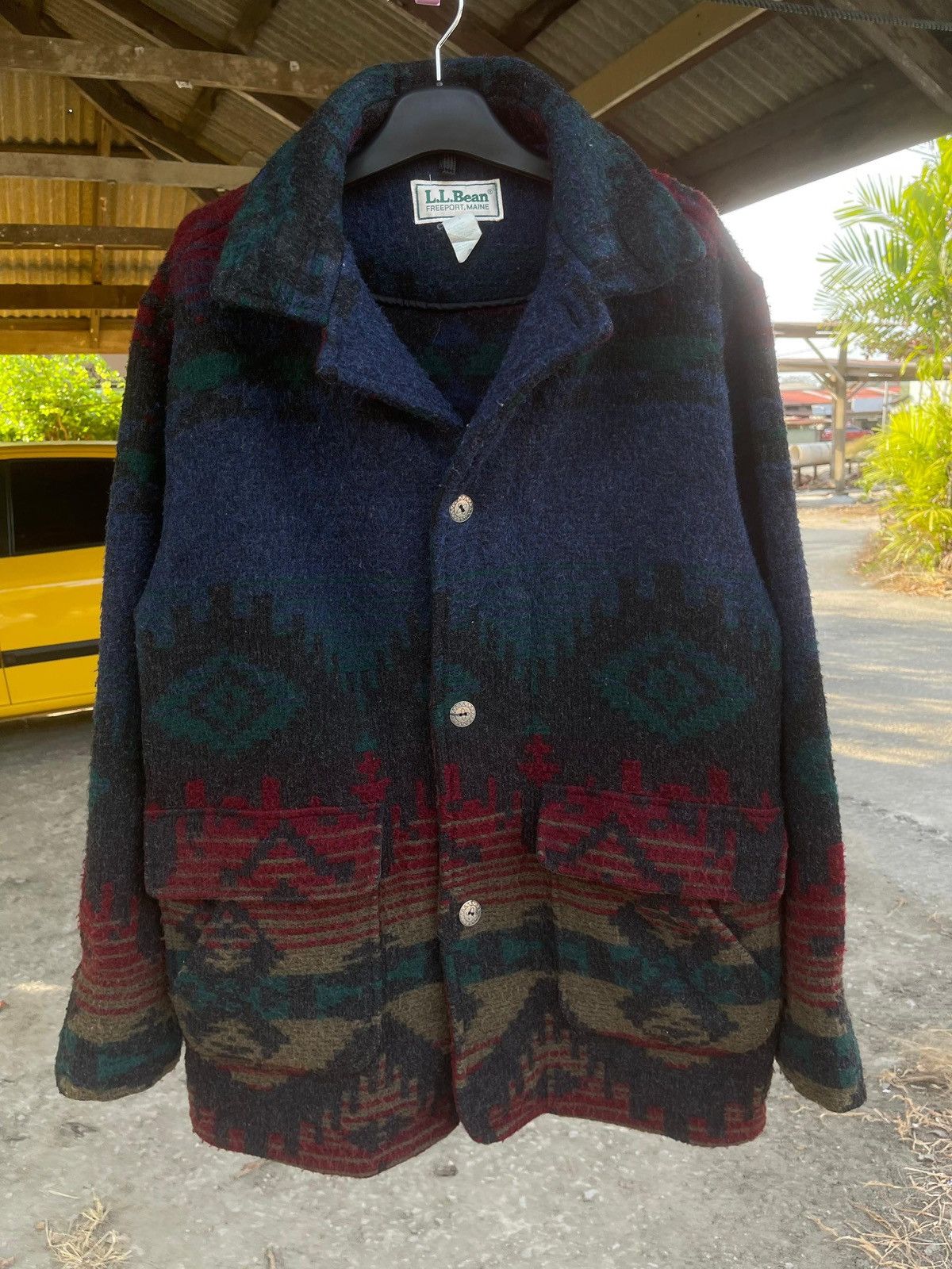 L.L. Bean L.L. Bean Native Pattern Wool Jacket USA Made Size L Size US L / EU 52-54 / 3 - 2 Thumbnail