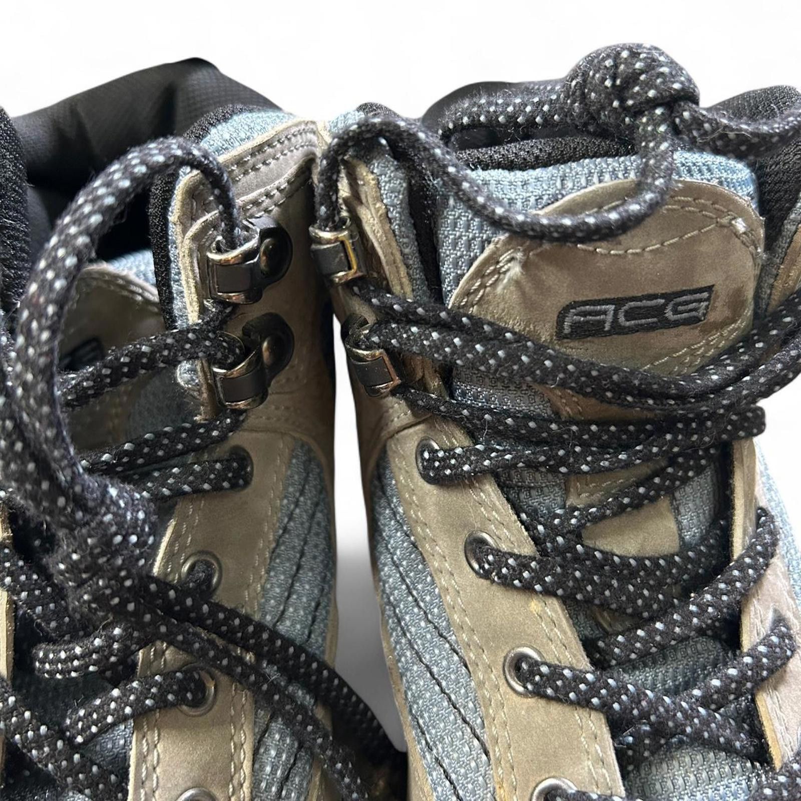 Nike ACG Vtg 2003 Nike ACG Traverse Boots Gray Size 7 Size US 7 / EU 40 - 2 Thumbnail