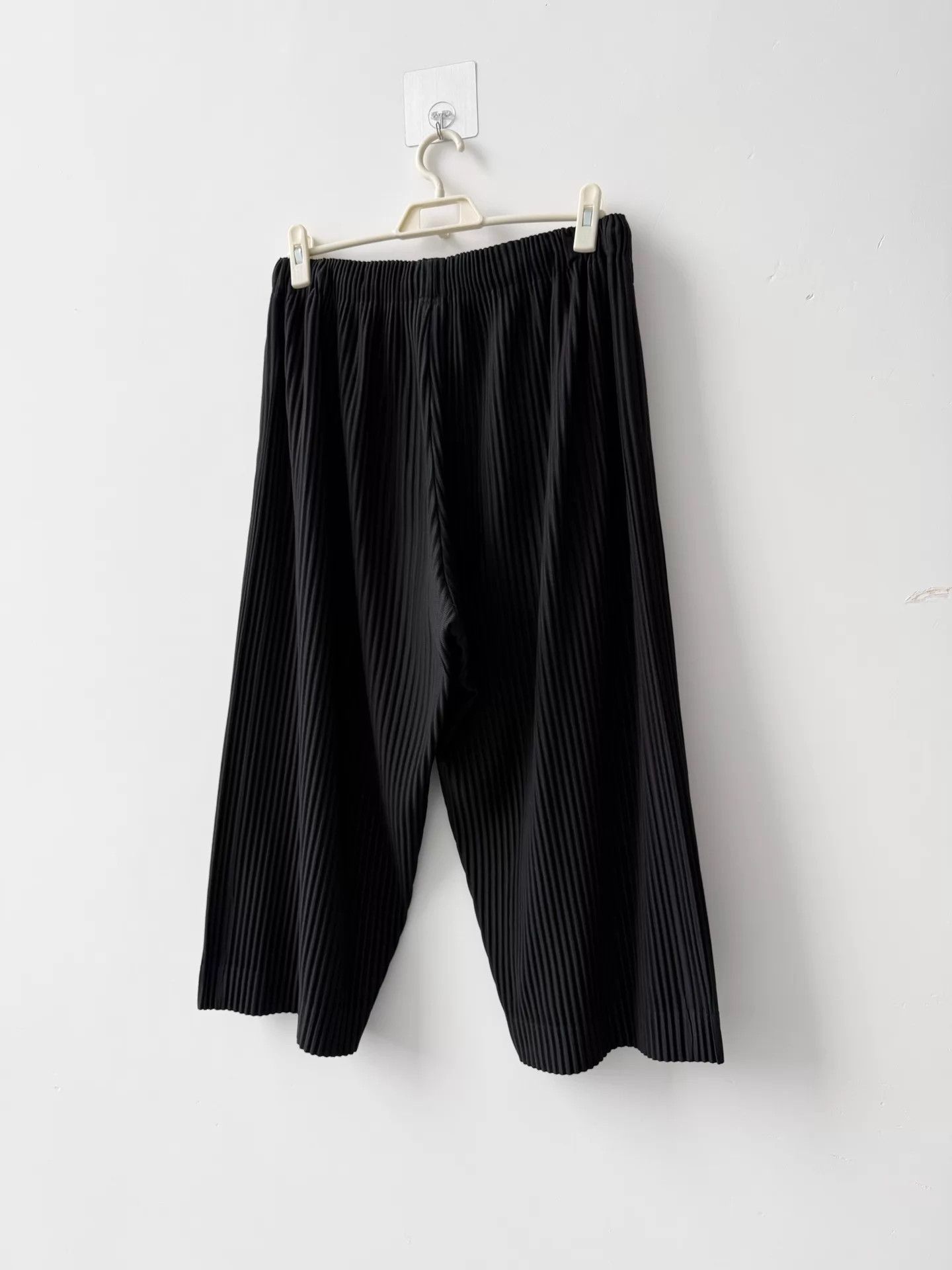 Homme Plisse Issey Miyake Issey Miyake HOMME PLISSÉ mid pants black size 2 Size US 32 / EU 48 - 4 Thumbnail