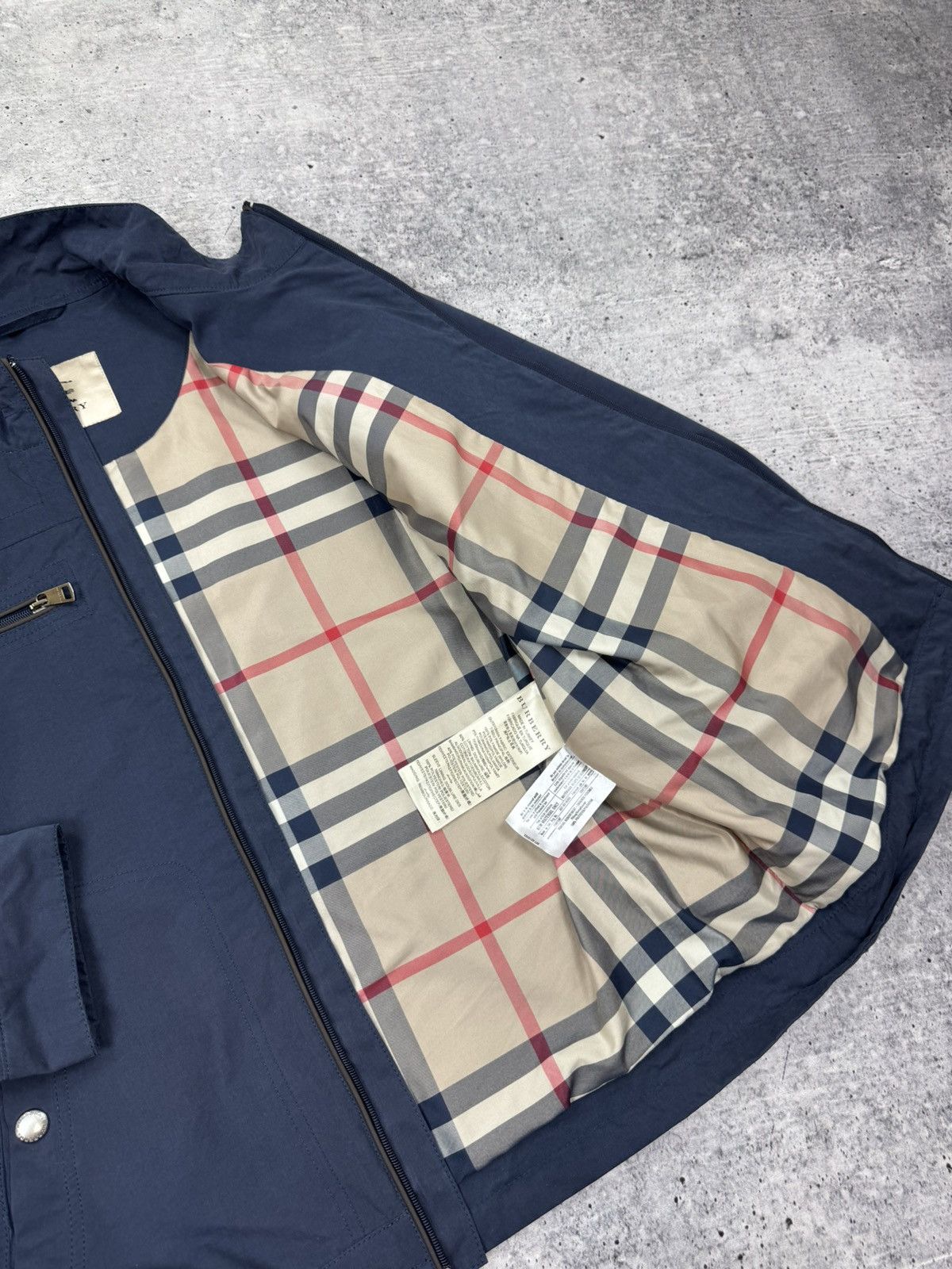 Burberry Burberry London Blue Nylon Jacket Multipocket Bomber Men L Size US L / EU 52-54 / 3 - 14 Thumbnail