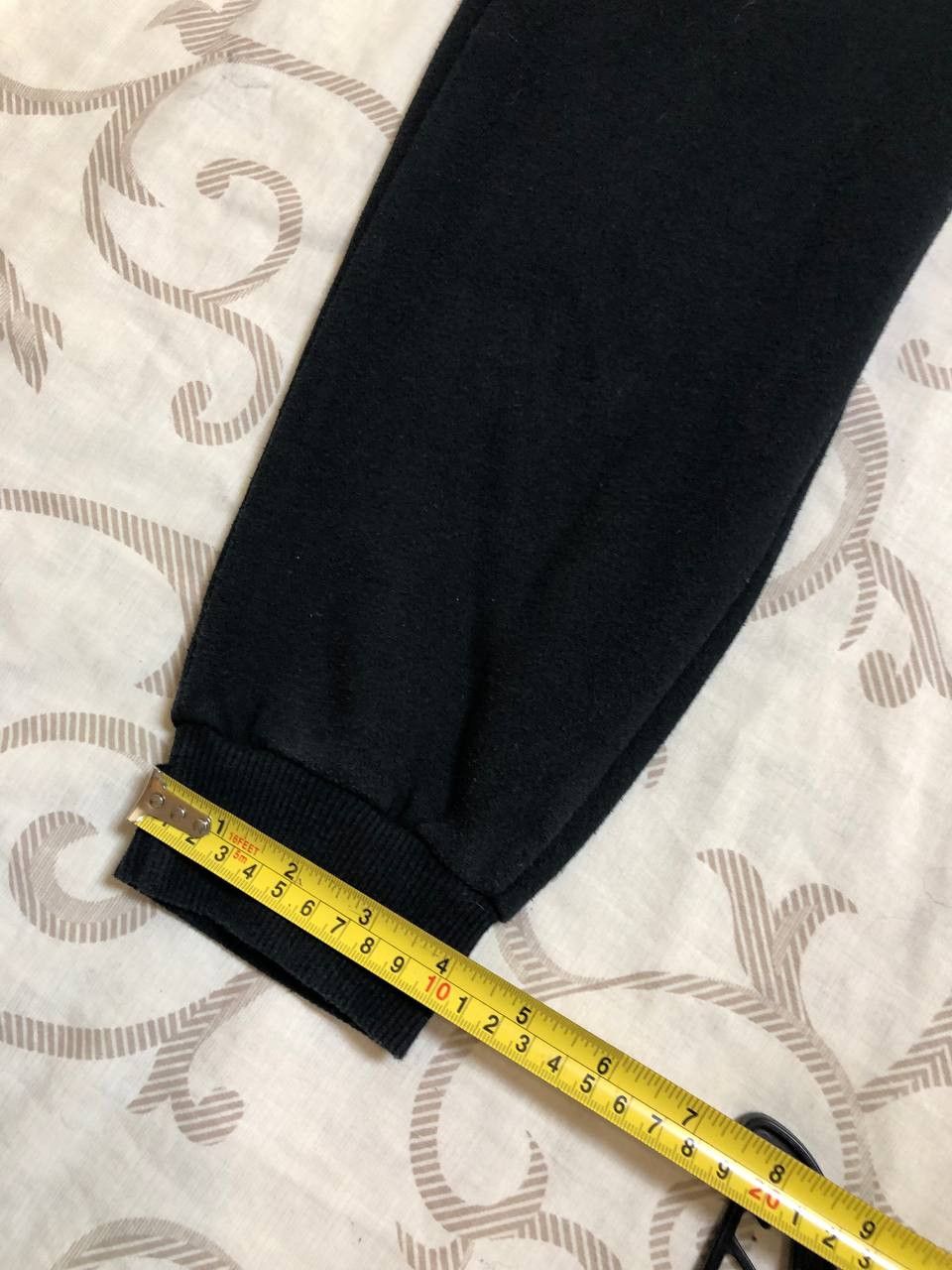 True Religion TRUE RELIGION BLACK LOGO JOGGER SWEATPANTS Size US 32 / EU 48 - 6 Thumbnail