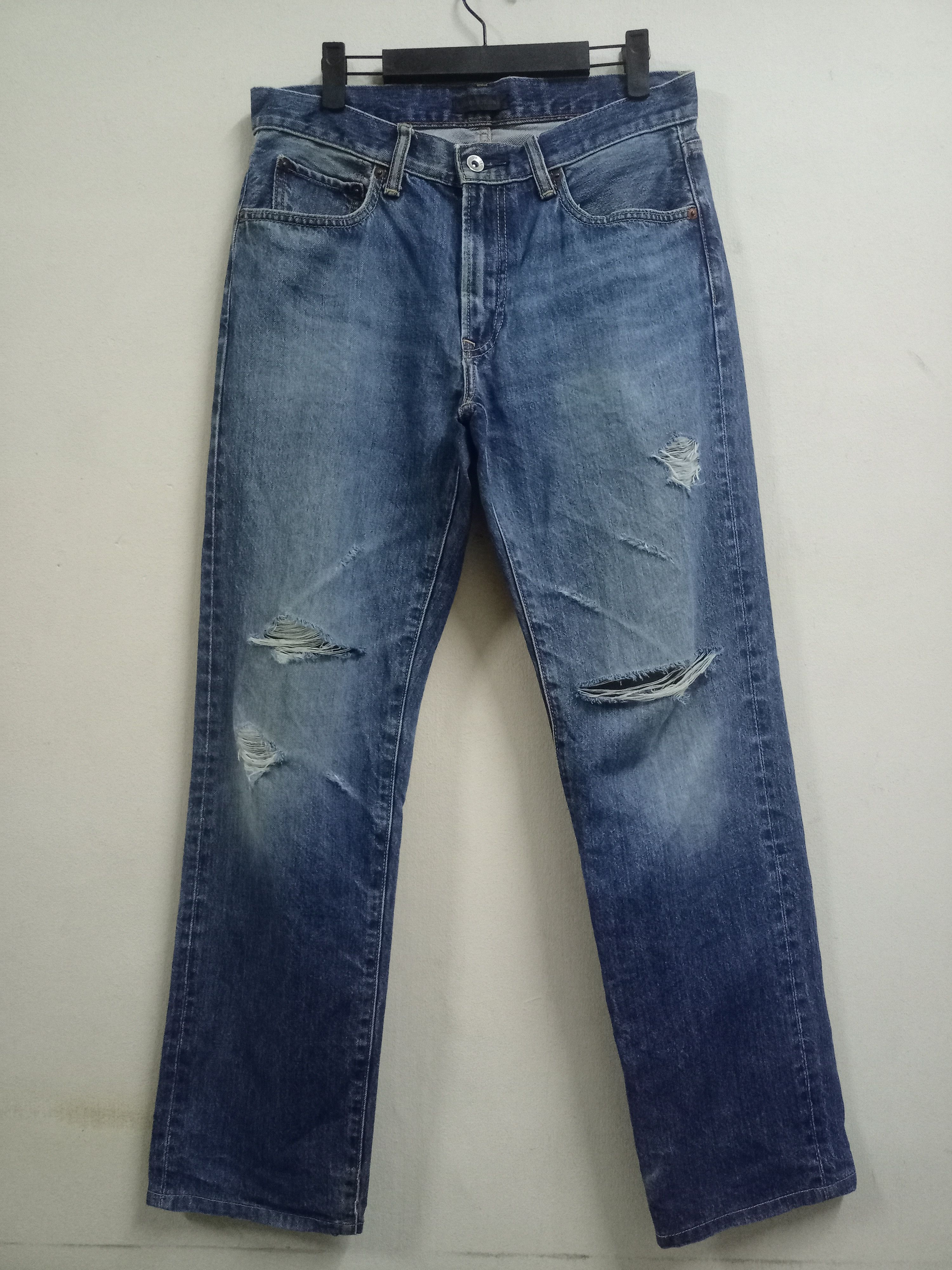 image of VTG Japanese Uniqlo Blue Wash Distressed Loose Jeans 31X30, Men's