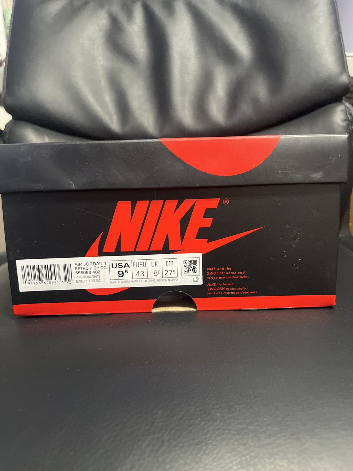 Jordan Brand Jordan 1 Hyper Royal size 9.5 (gently used) Size US 9.5 / EU 42-43 - 7 Thumbnail
