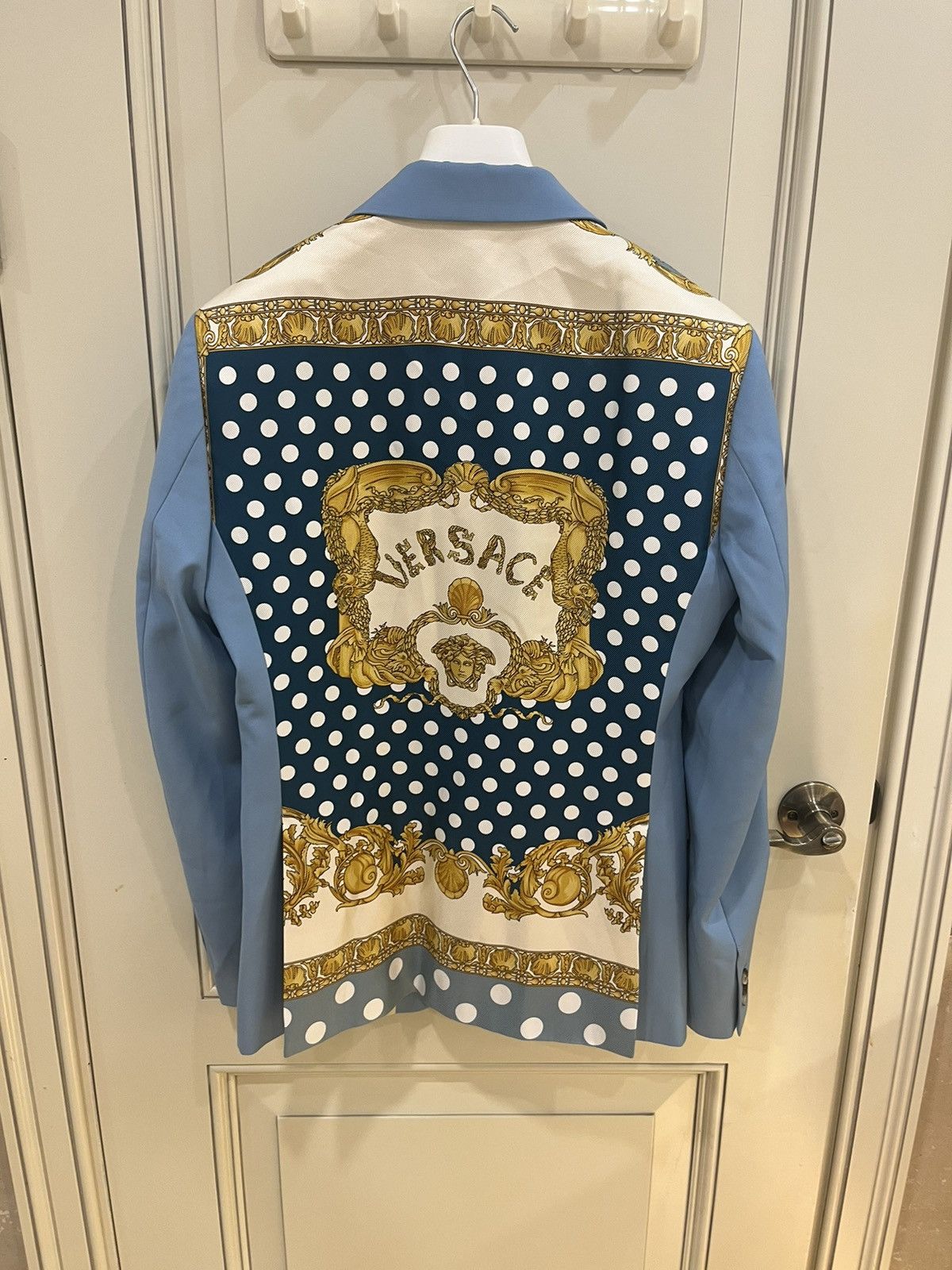 Versace Seashell Baroque blazer with silk back size48 Size 48R - 9 Thumbnail