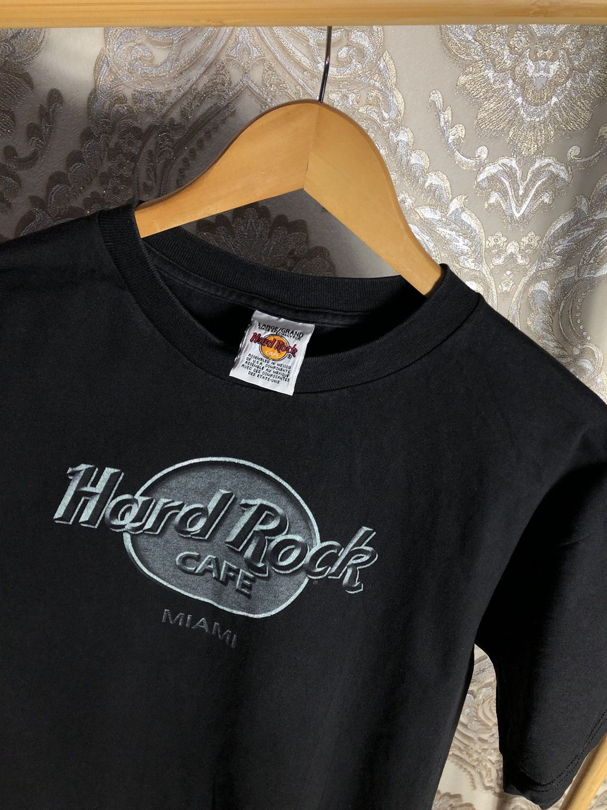Hard Rock Cafe × Vintage VERY RARE HARD ROCK CAFE MIAMI BIG LOGO T-SHIRT RETRO 90s Size US L / EU 52-54 / 3 - 2 Thumbnail