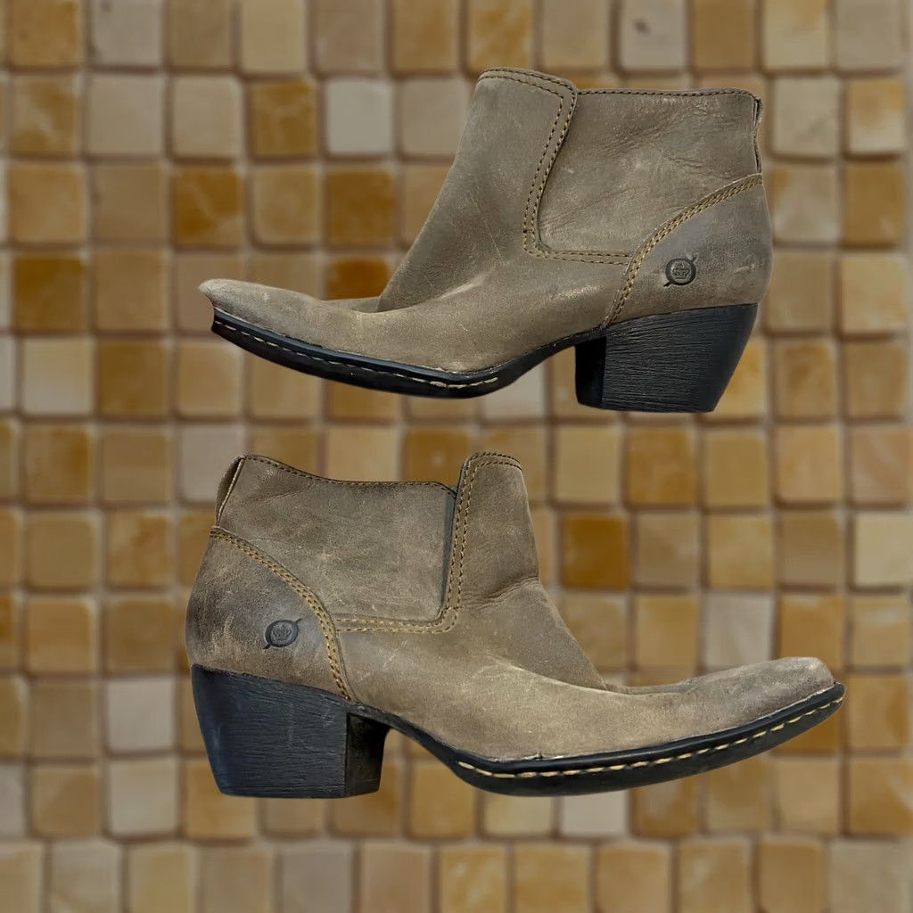 Born Born Western Boots Womens Size 7 Brown Leather Ankle Block Heel W21354 Size US 7 / IT 37 - 1 Thumbnail
