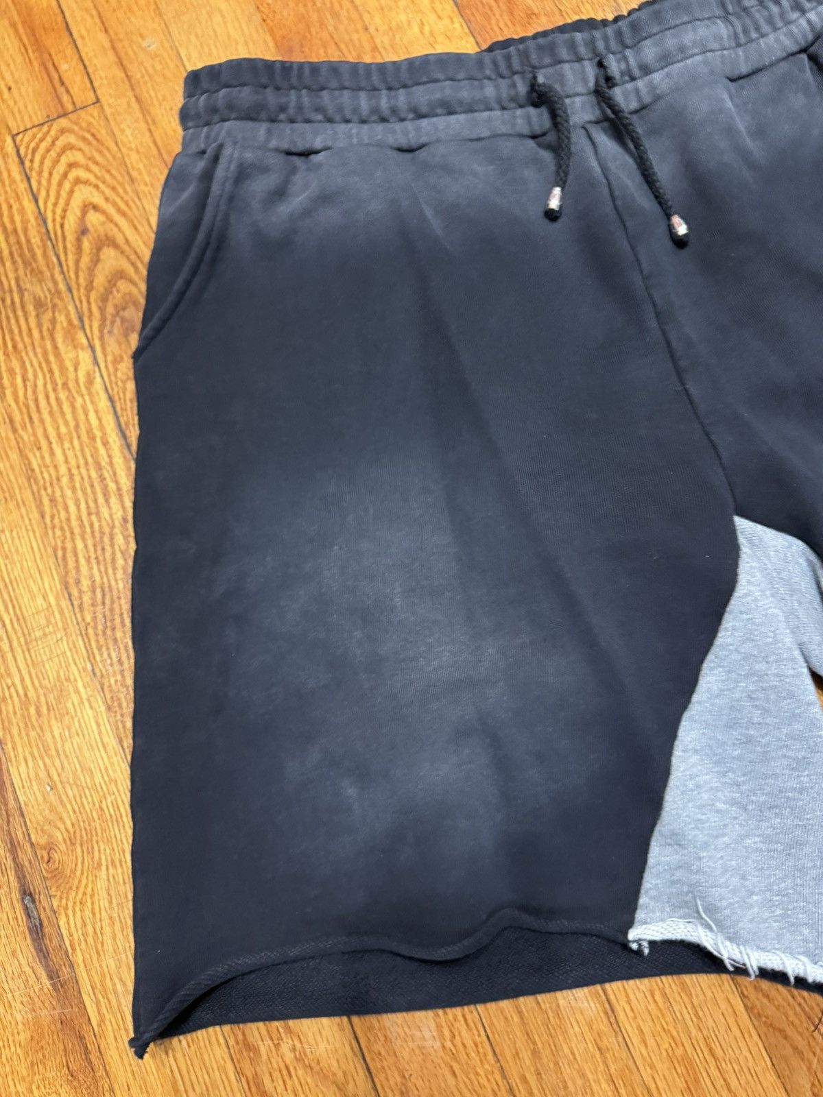 LOST INTRICACY LOST INTRICACY SHORTS SIZE XXL Size US 38 / EU 54 - 3 Thumbnail