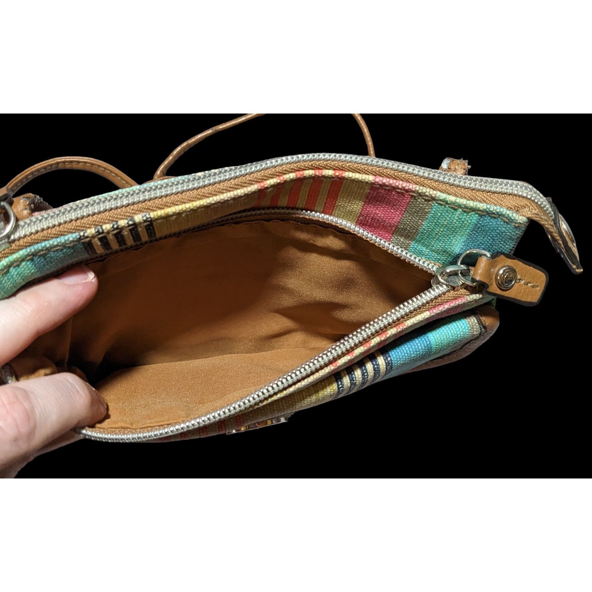 Relic Relic Retro Rainbow Striped Crossbody Bag Size ONE SIZE - 5 Thumbnail