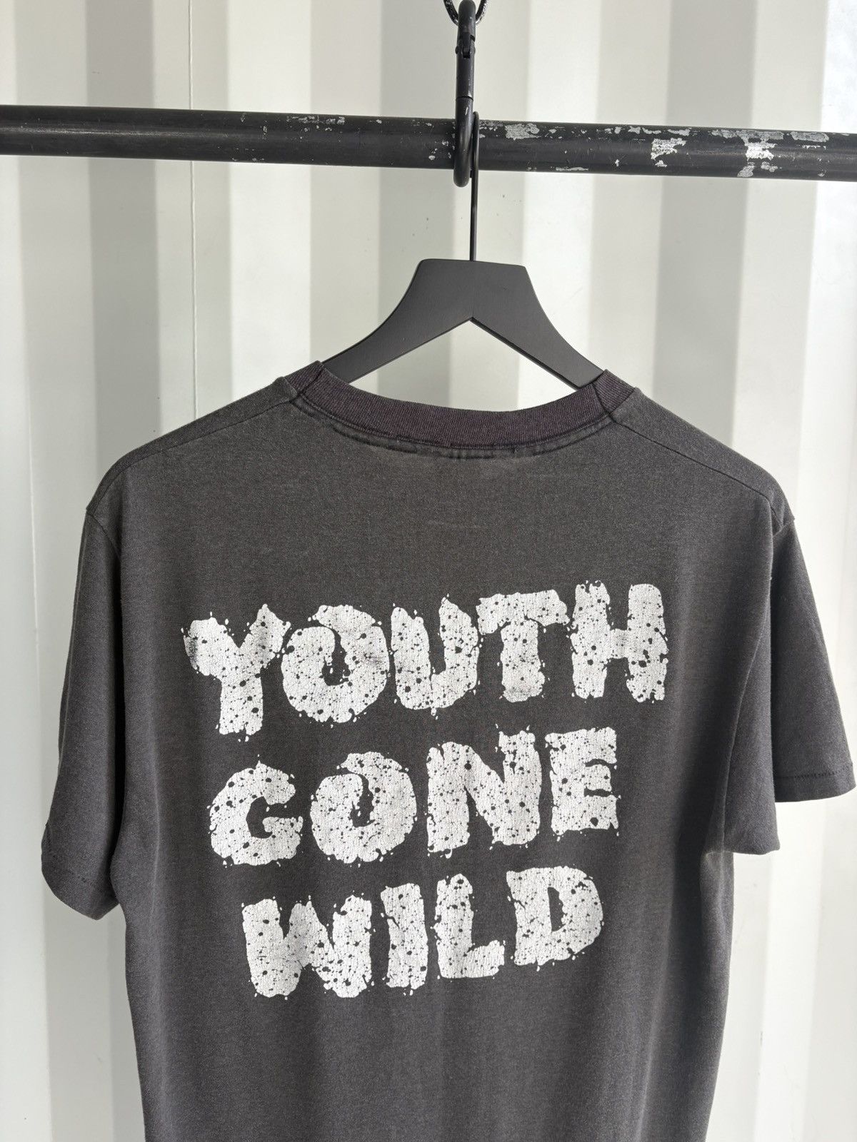 Band Tees Vintage Skid Row Youth Wild Faded Distressed Shirt Grunge Size US M / EU 48-50 / 2 - 5 Thumbnail