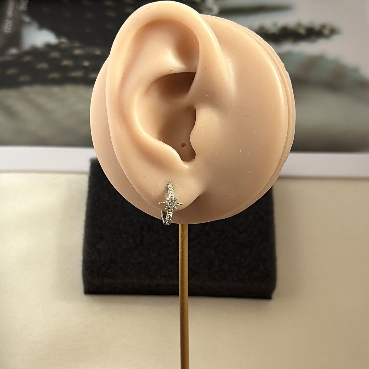 Other 13mm Small Star Hoop Earrings for Men Women Size ONE SIZE - 7 Thumbnail