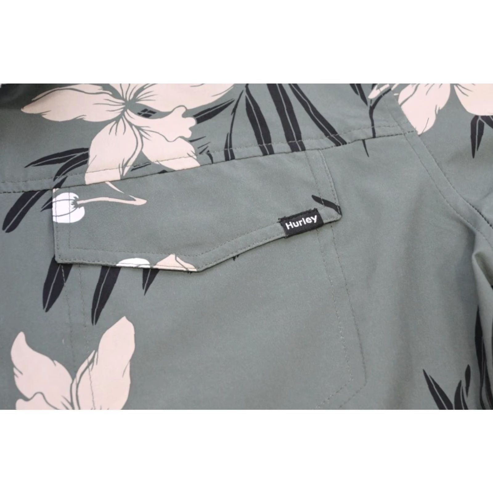 Hurley Button Up Hawaiian Shirt Floral Polyester Stretch Surf Mens Sz Large