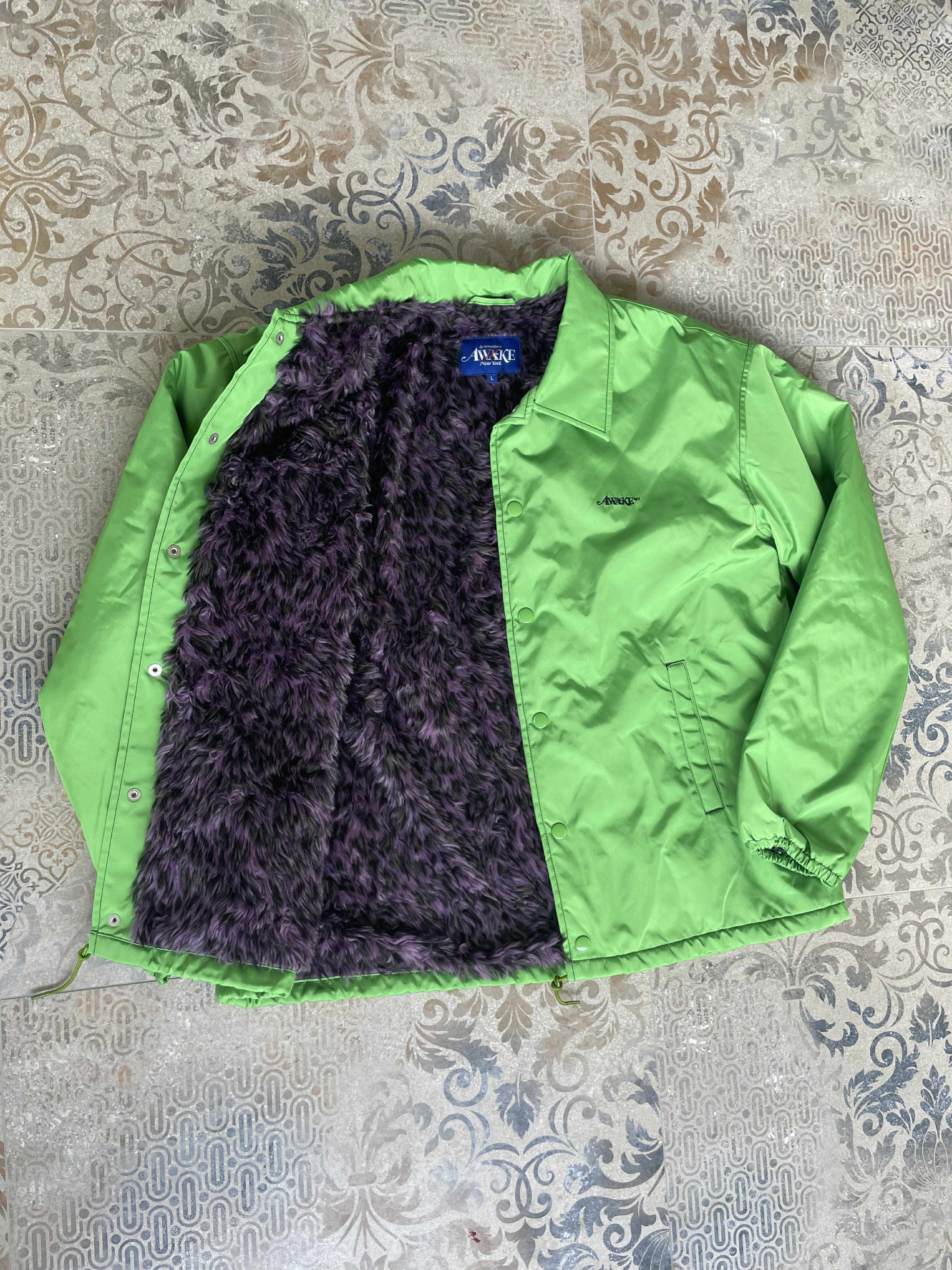 キャンピングカー 車の日除け